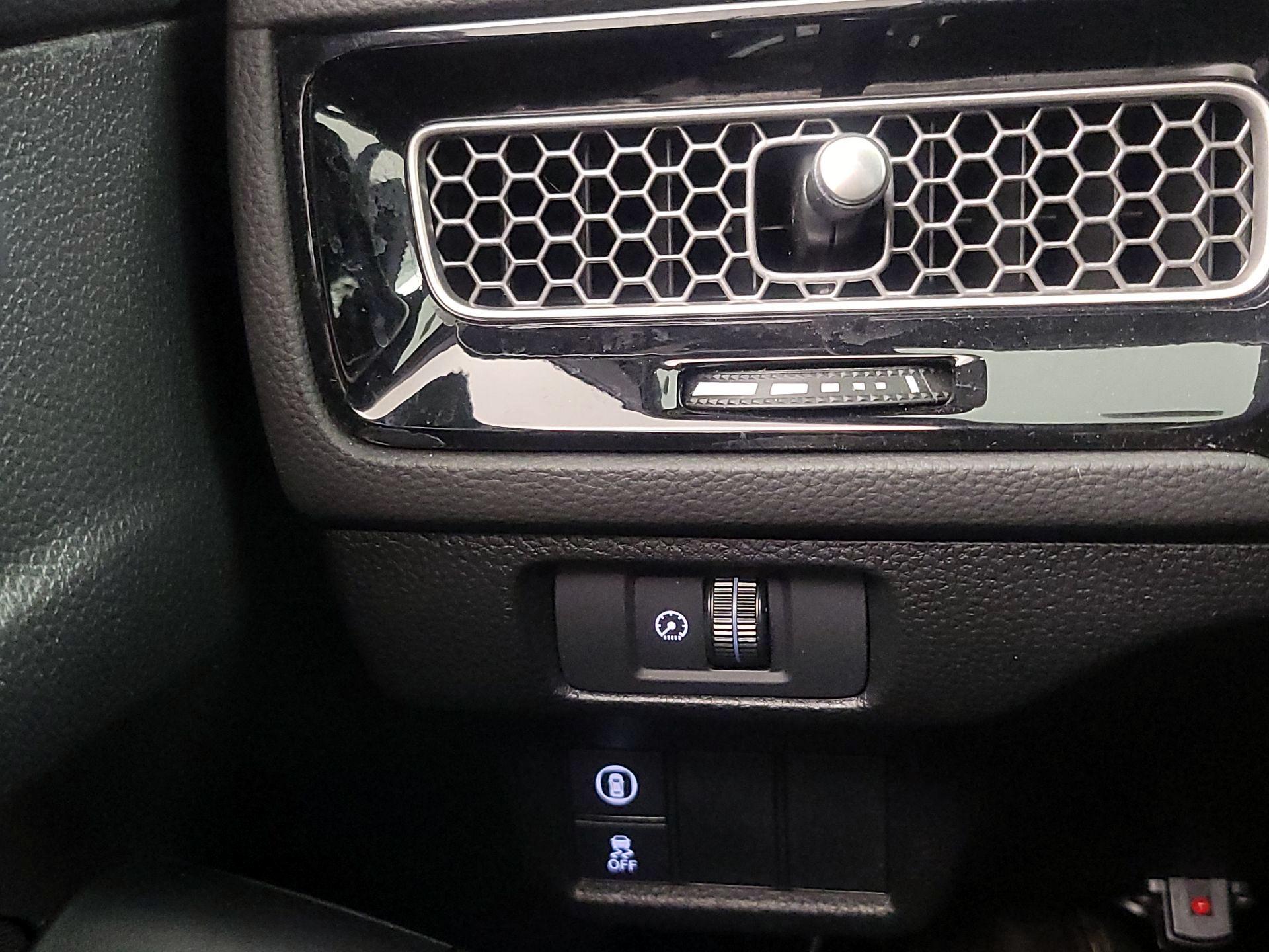 Thumbnail: 2024 Honda Civic - 13