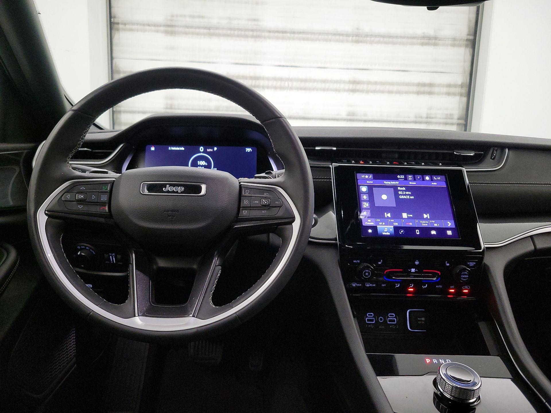 Thumbnail: 2023 Jeep Grand Cherokee - 9