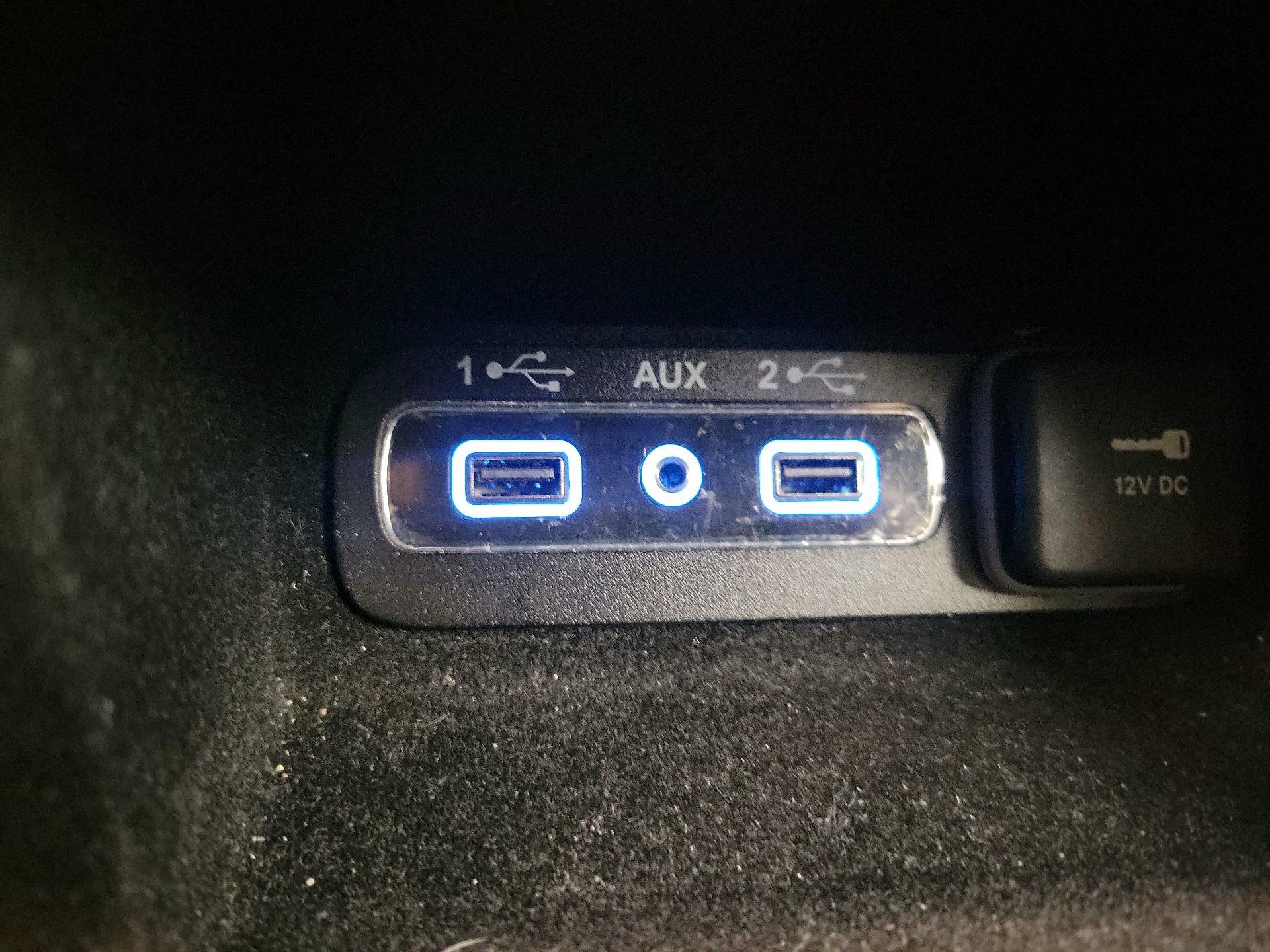 Thumbnail: 2021 Jeep Grand Cherokee - 19