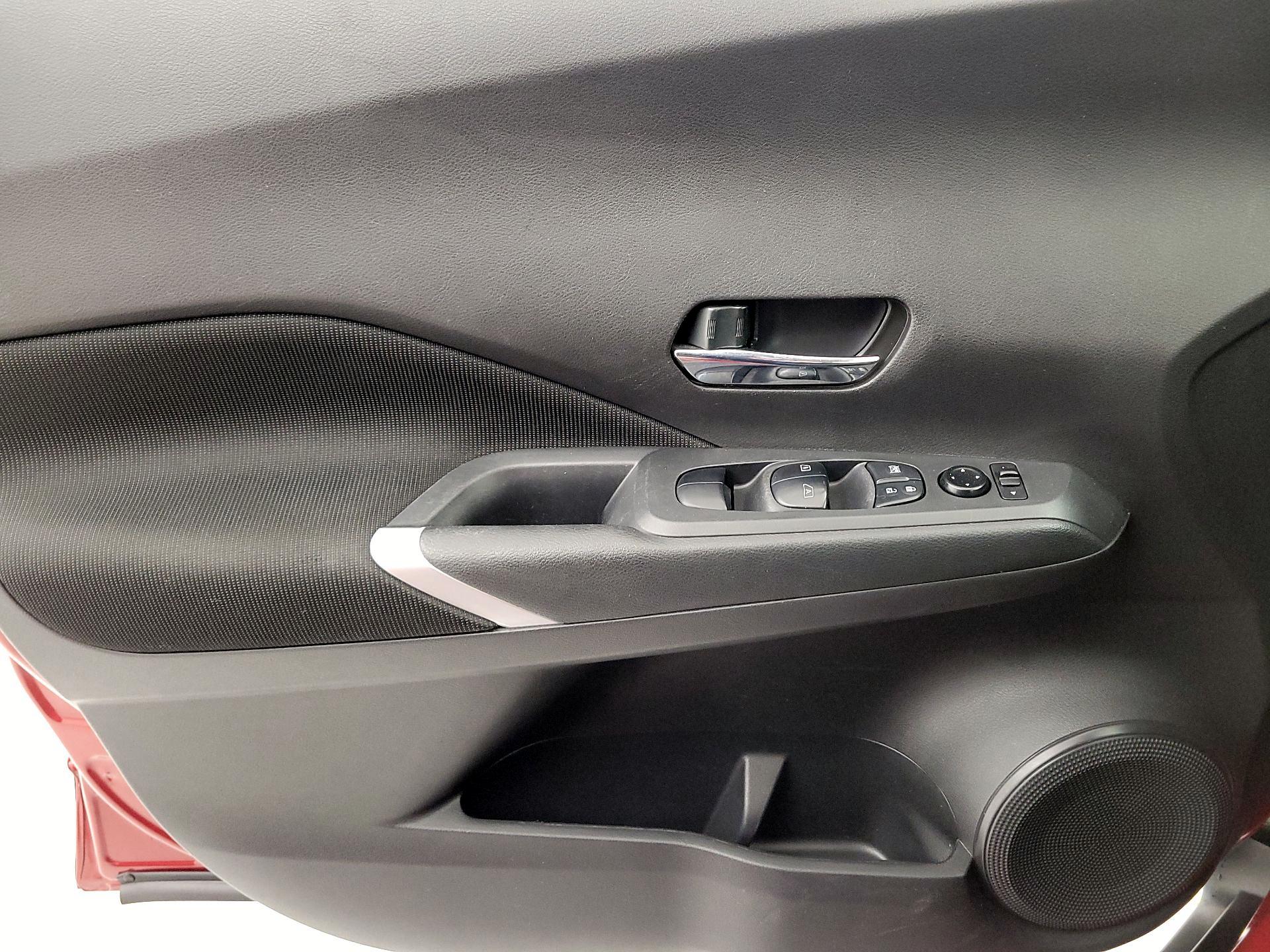 Thumbnail: 2023 Nissan Kicks - 12