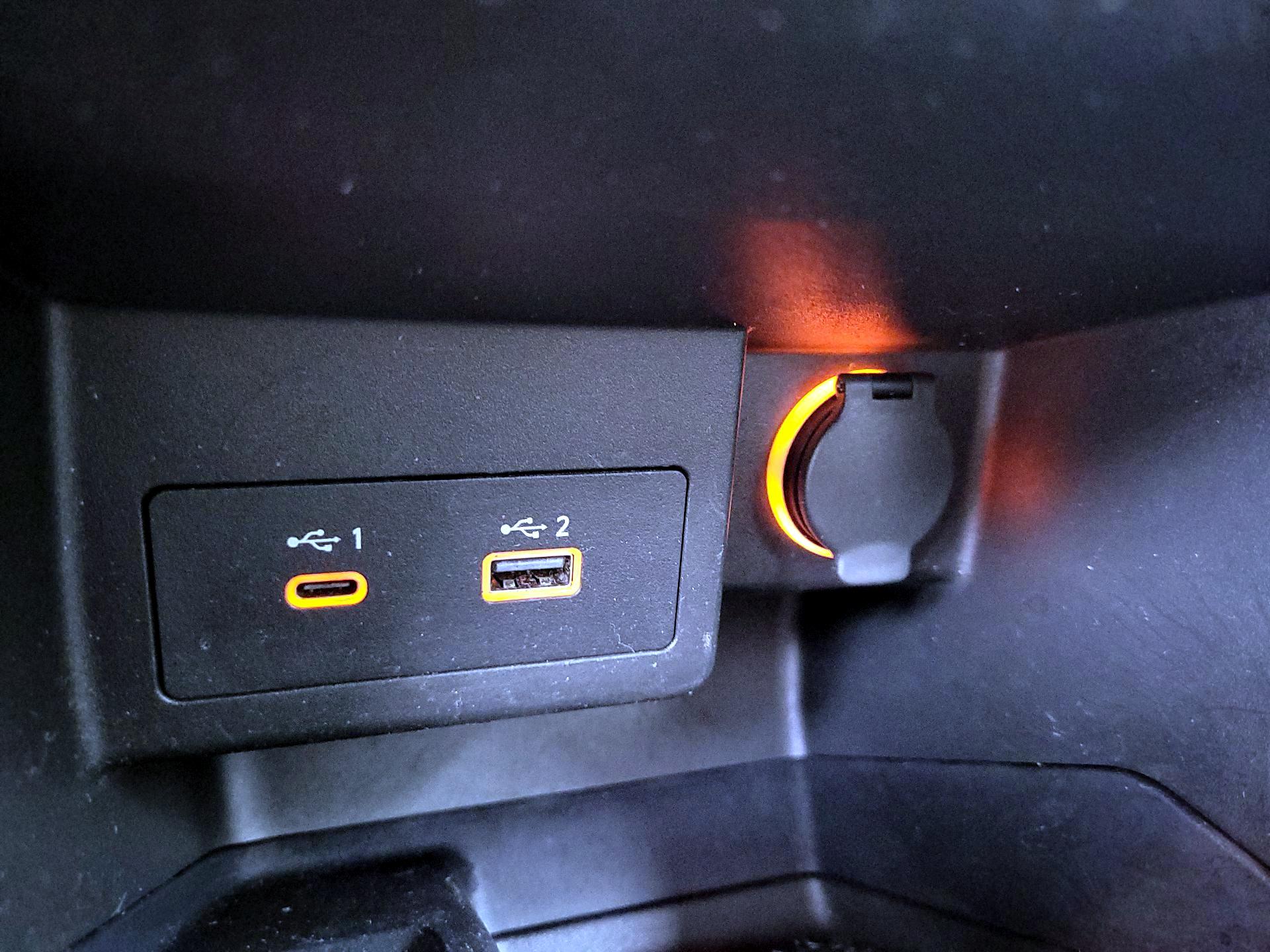 Thumbnail: 2023 Nissan Kicks - 17