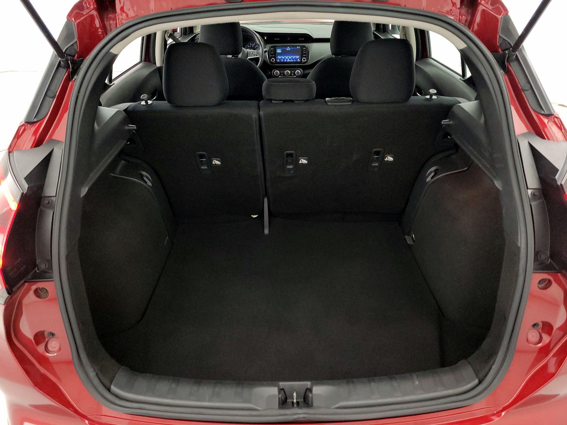 Thumbnail: 2023 Nissan Kicks - 19