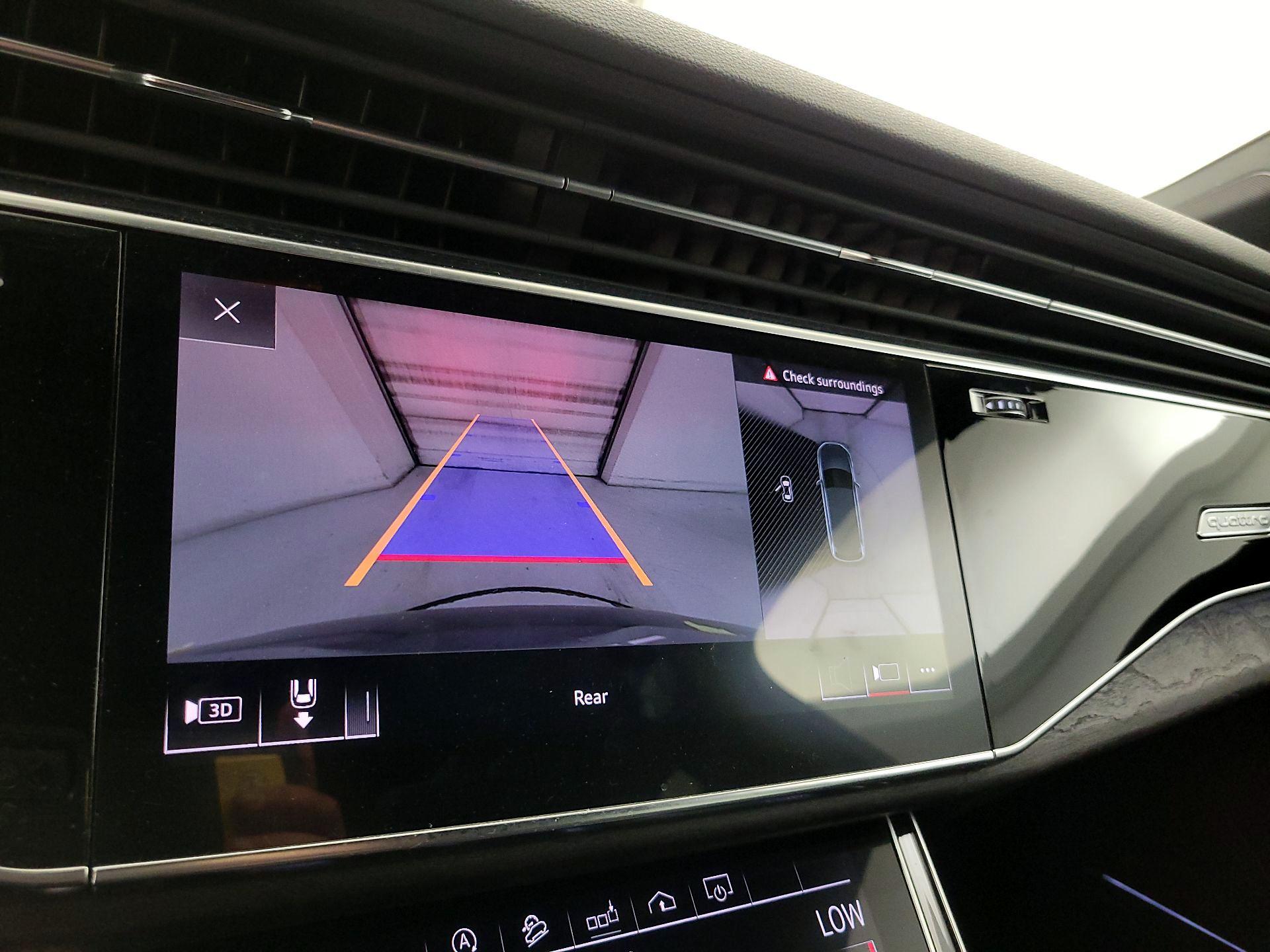 Thumbnail: 2020 Audi Q7 - 15