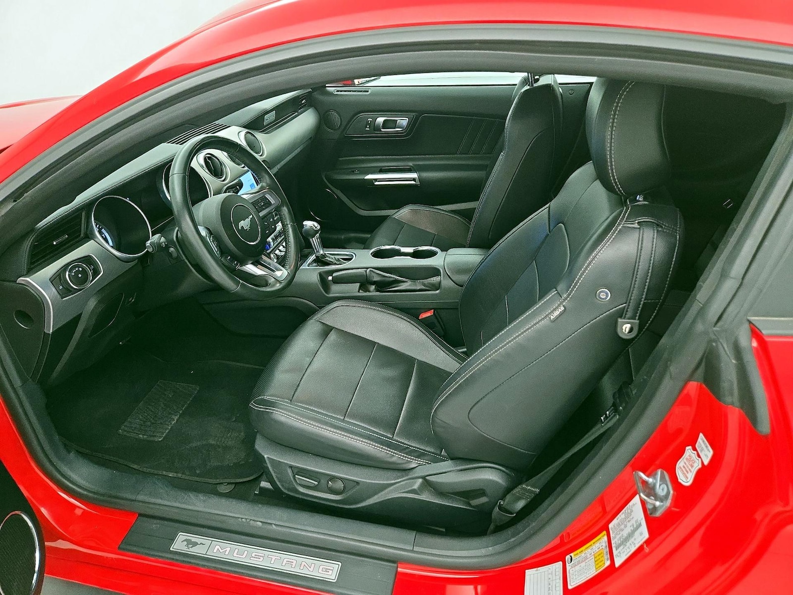 2023 Ford Mustang EcoBoost Premium - Photo 12