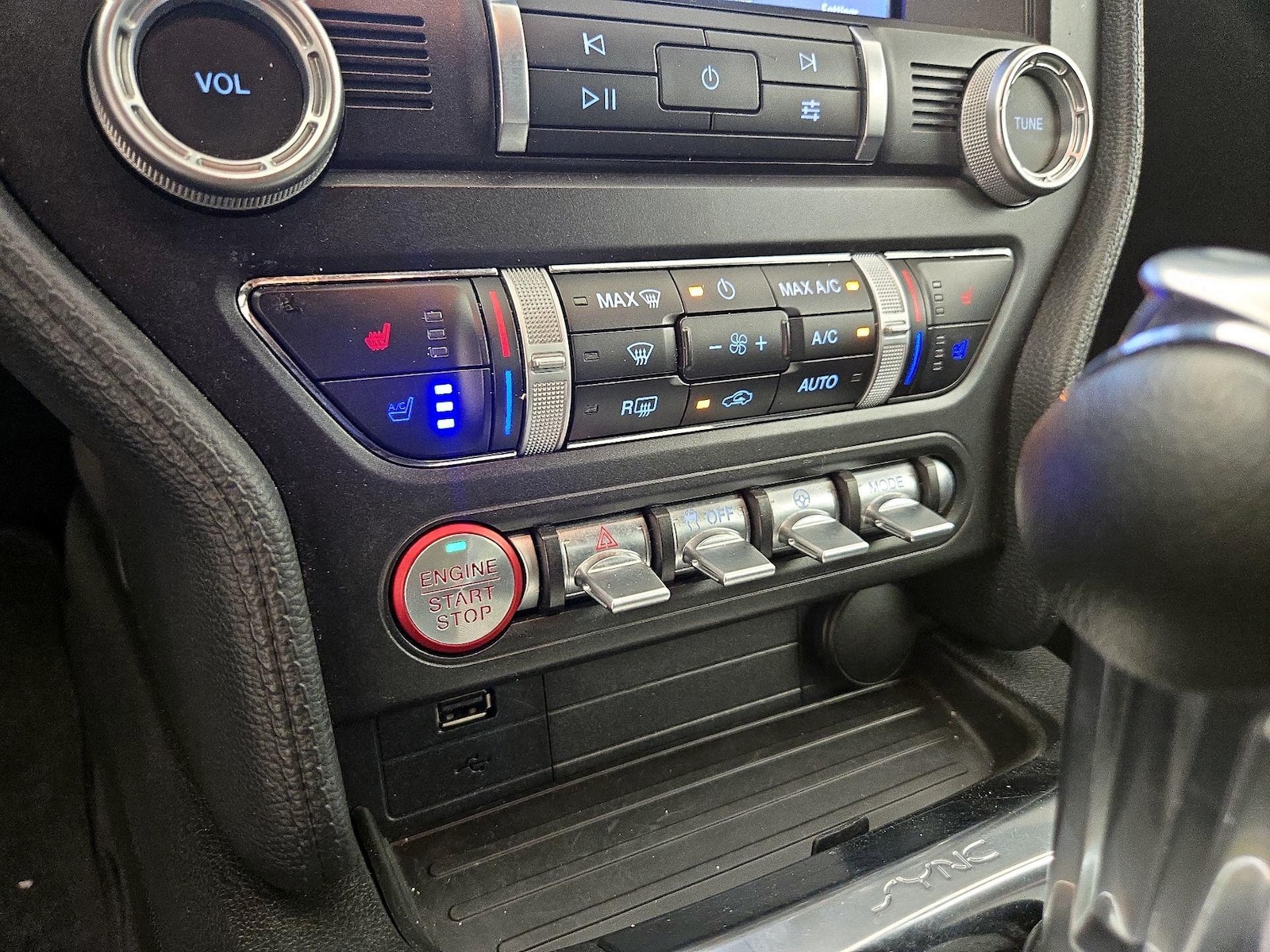 2023 Ford Mustang EcoBoost Premium - Photo 17