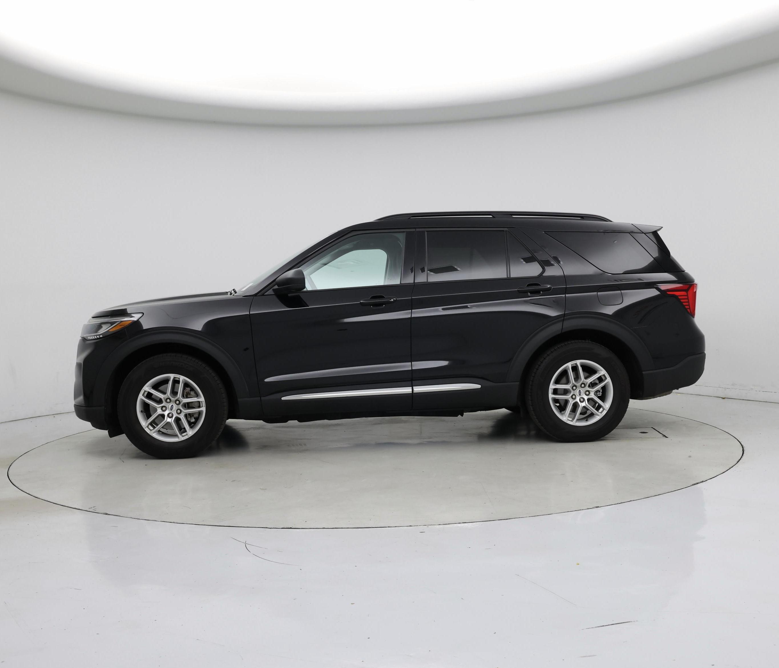 Thumbnail: 2025 Ford Explorer - 3