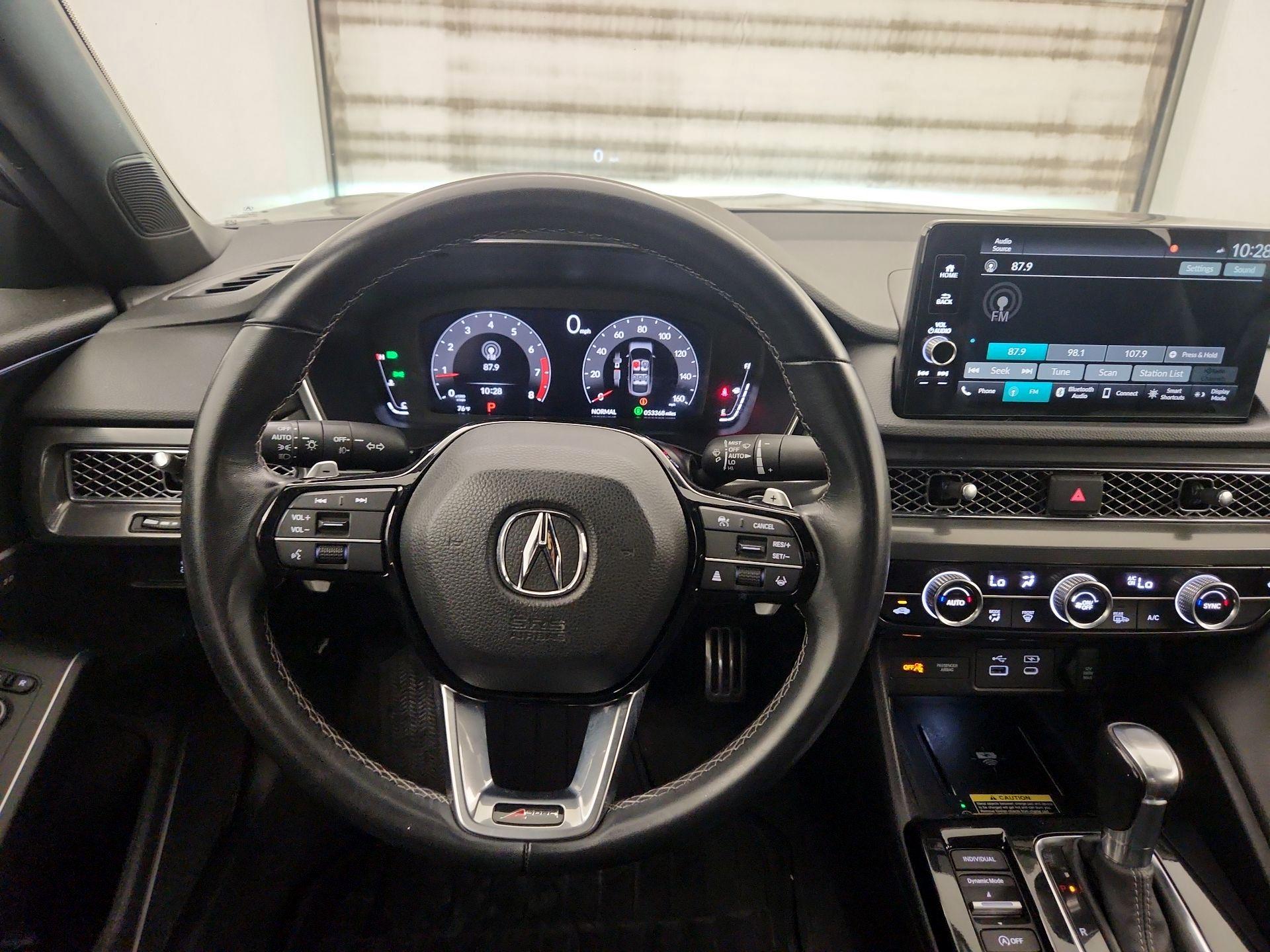Thumbnail: 2023 Acura Integra - 10