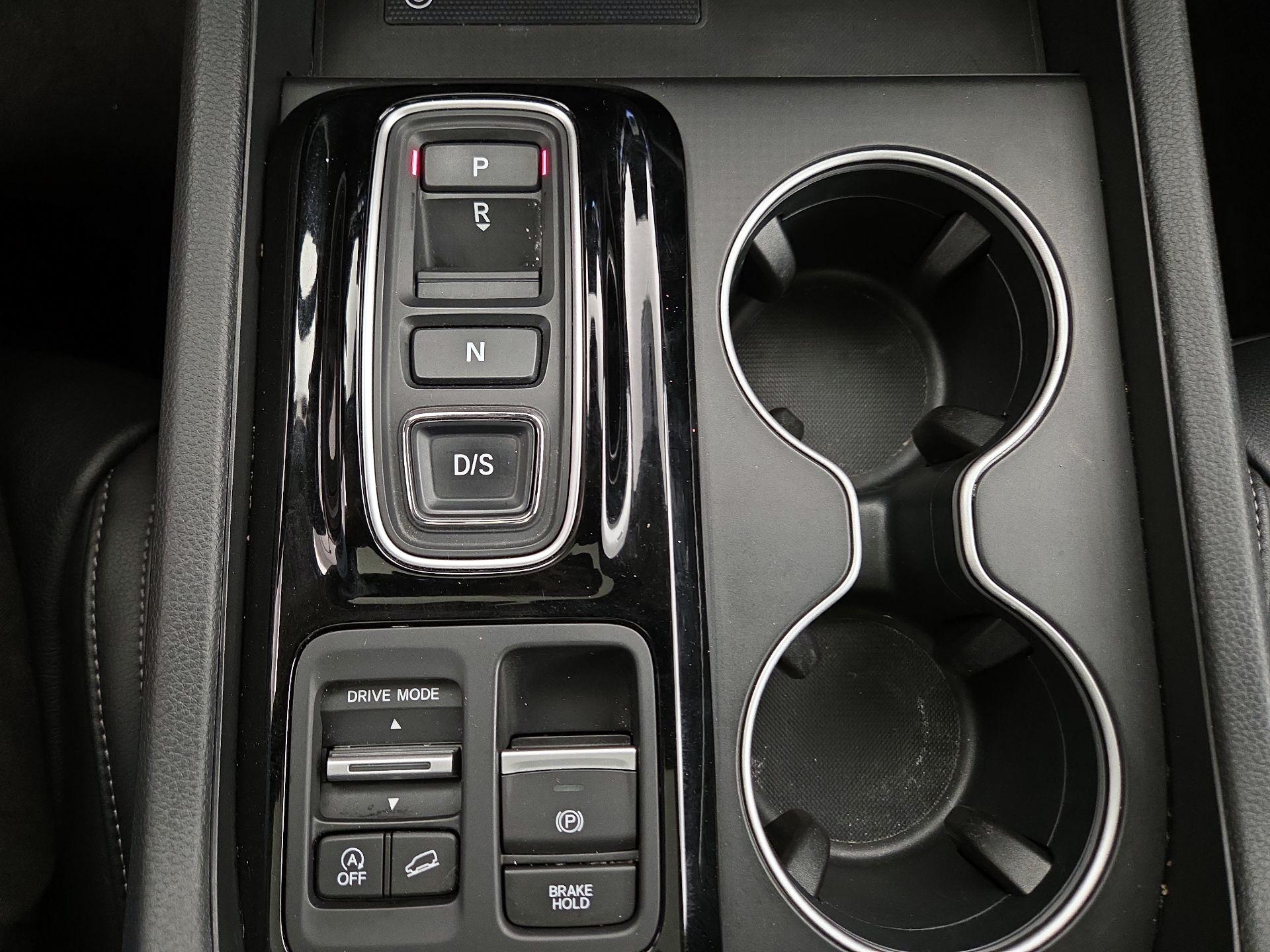 Thumbnail: 2024 Honda Pilot - 18