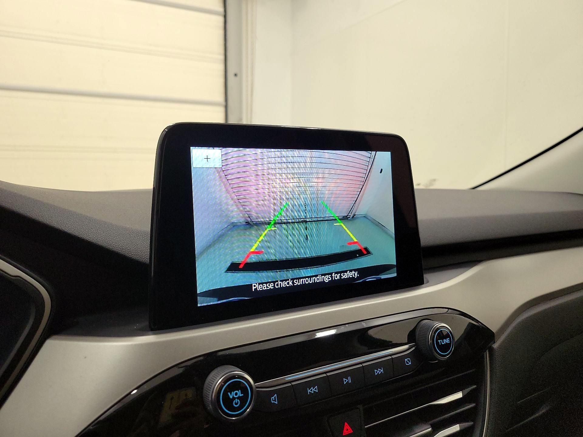 Thumbnail: 2022 Ford Escape - 14