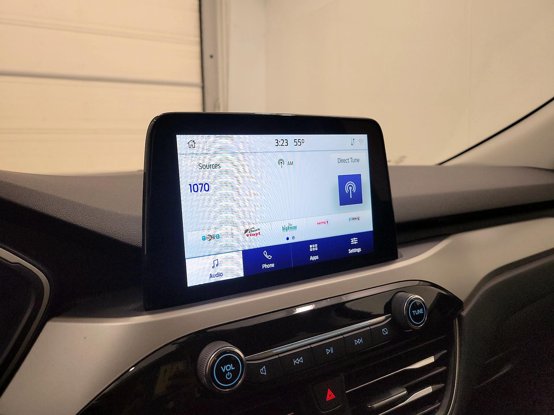 Thumbnail: 2022 Ford Escape - 15