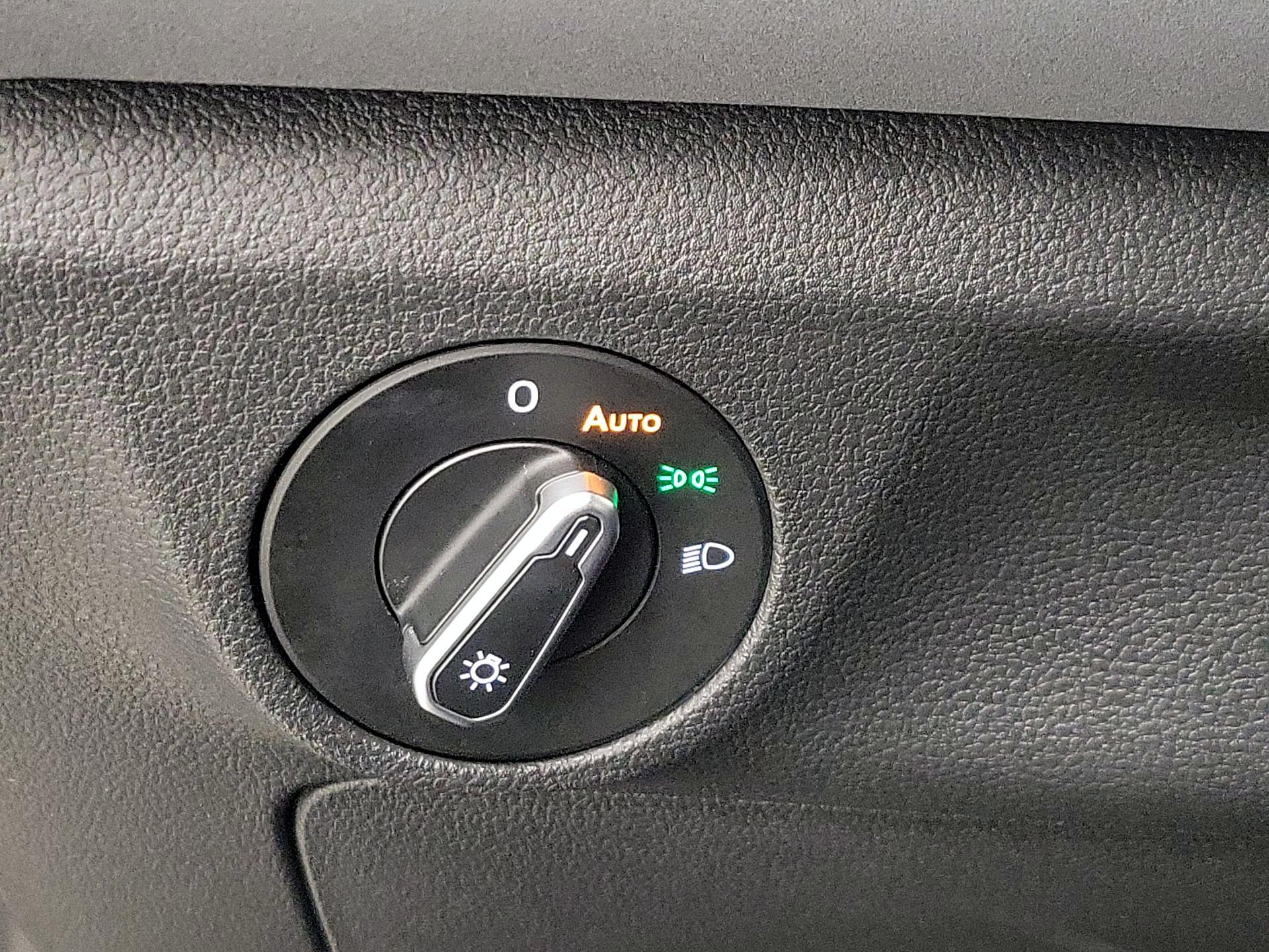 Thumbnail: 2025 Volkswagen Jetta - 13