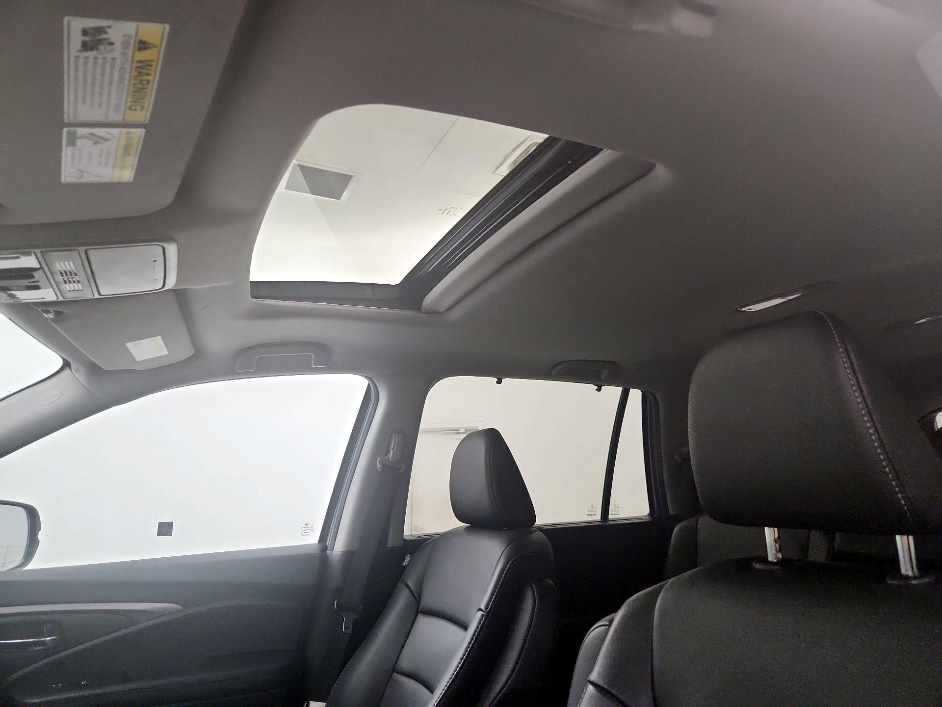 Thumbnail: 2022 Honda Pilot - 19