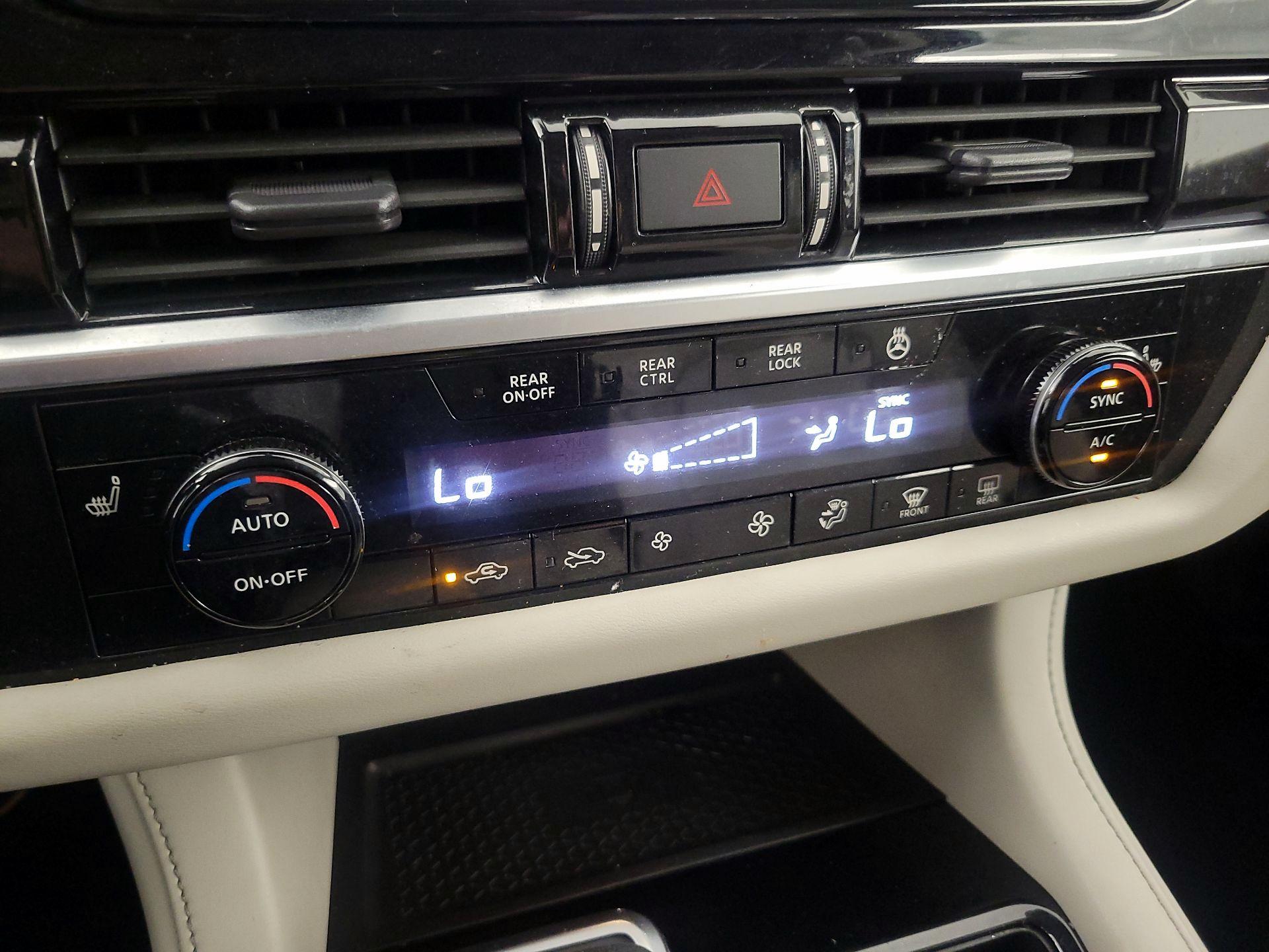 Thumbnail: 2022 Nissan Pathfinder - 16