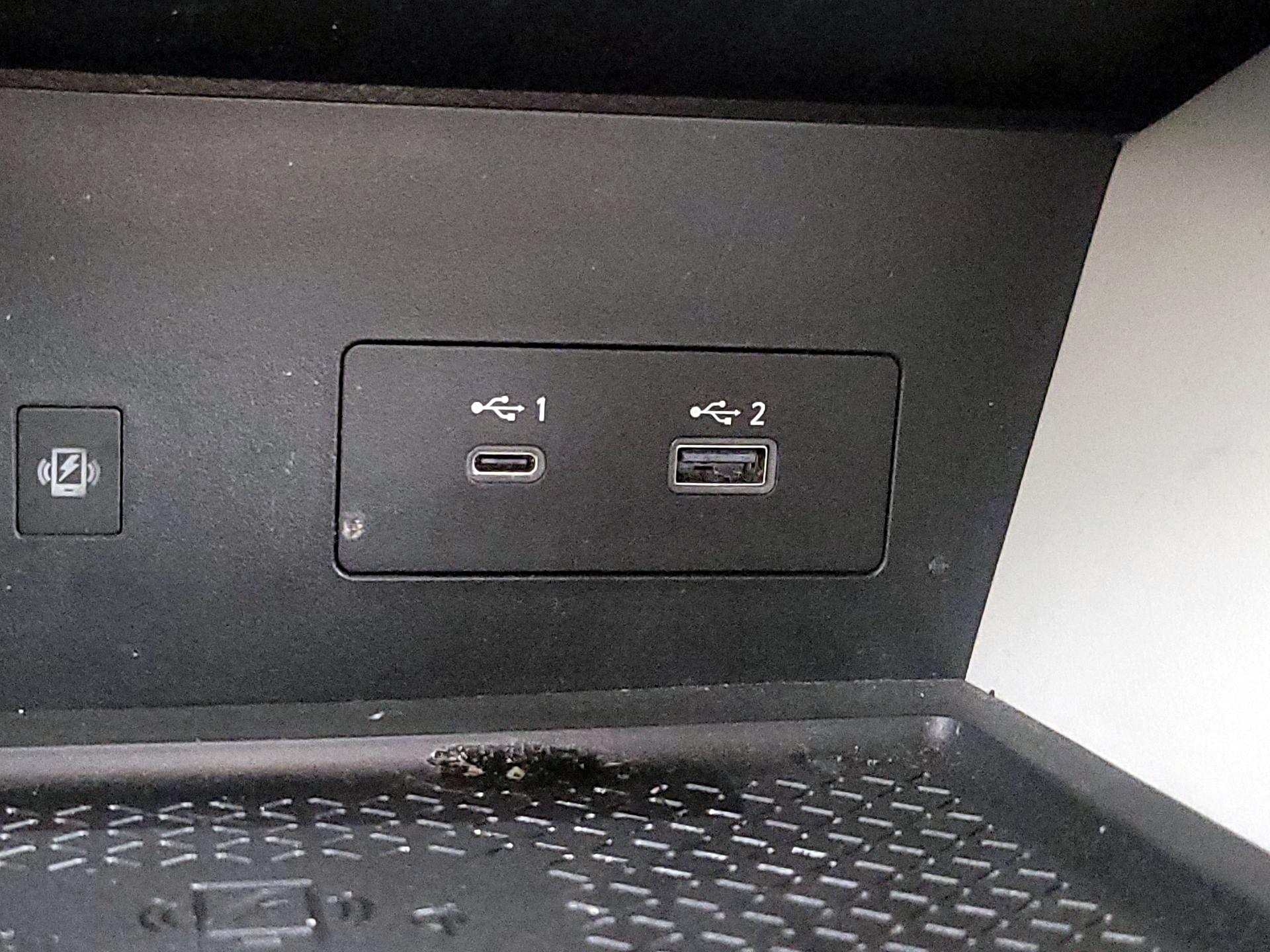 Thumbnail: 2022 Nissan Pathfinder - 18