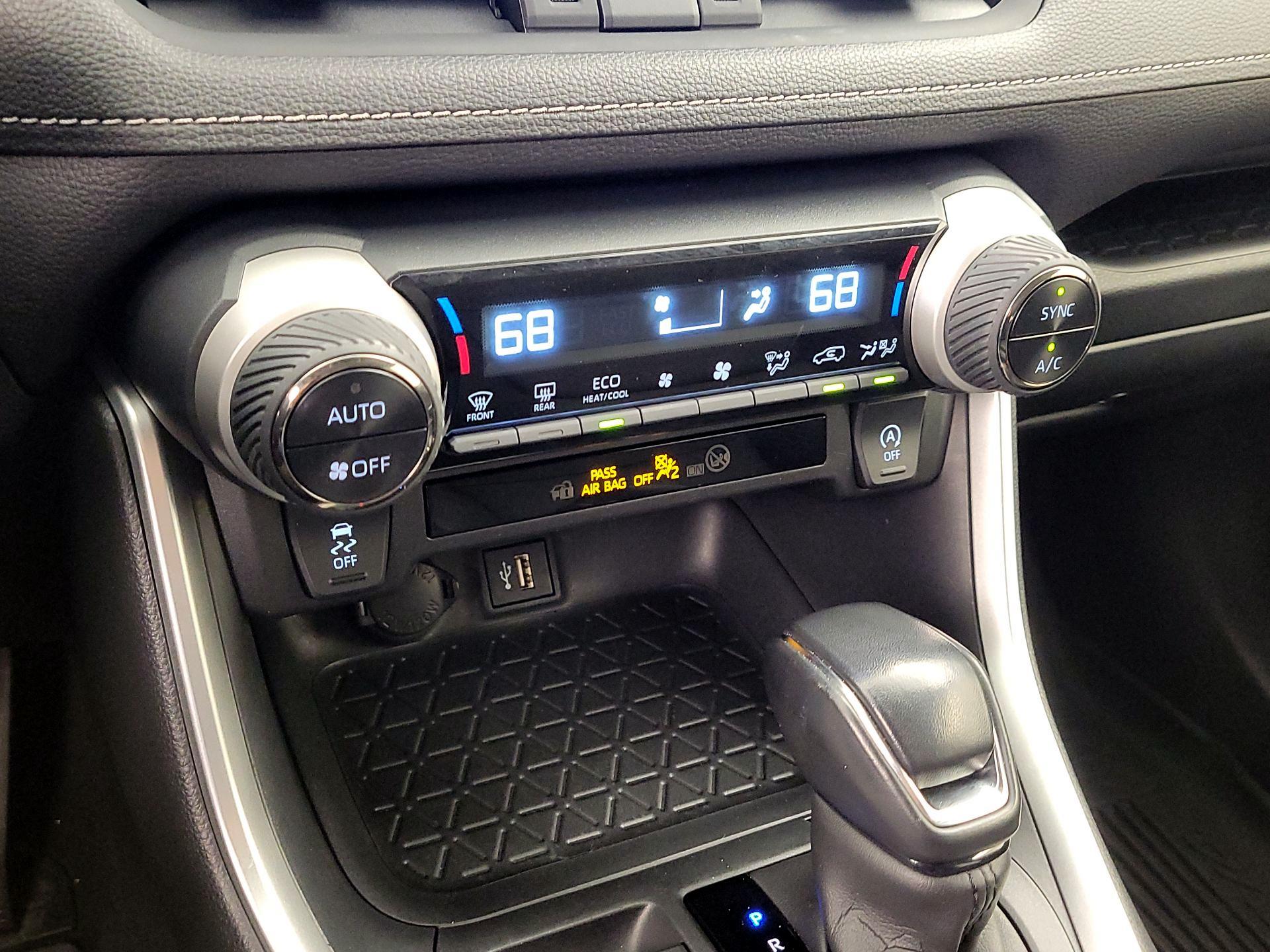 Thumbnail: 2023 Toyota RAV4 - 15