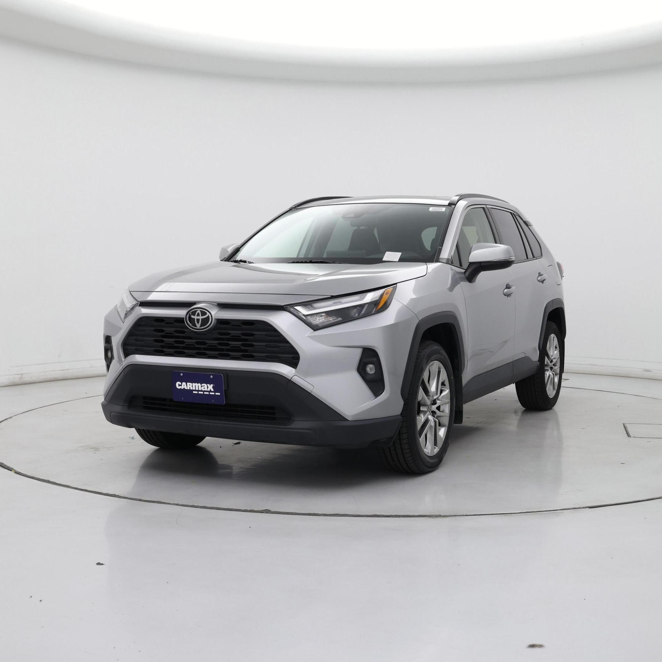 Thumbnail: 2023 Toyota RAV4 - 4