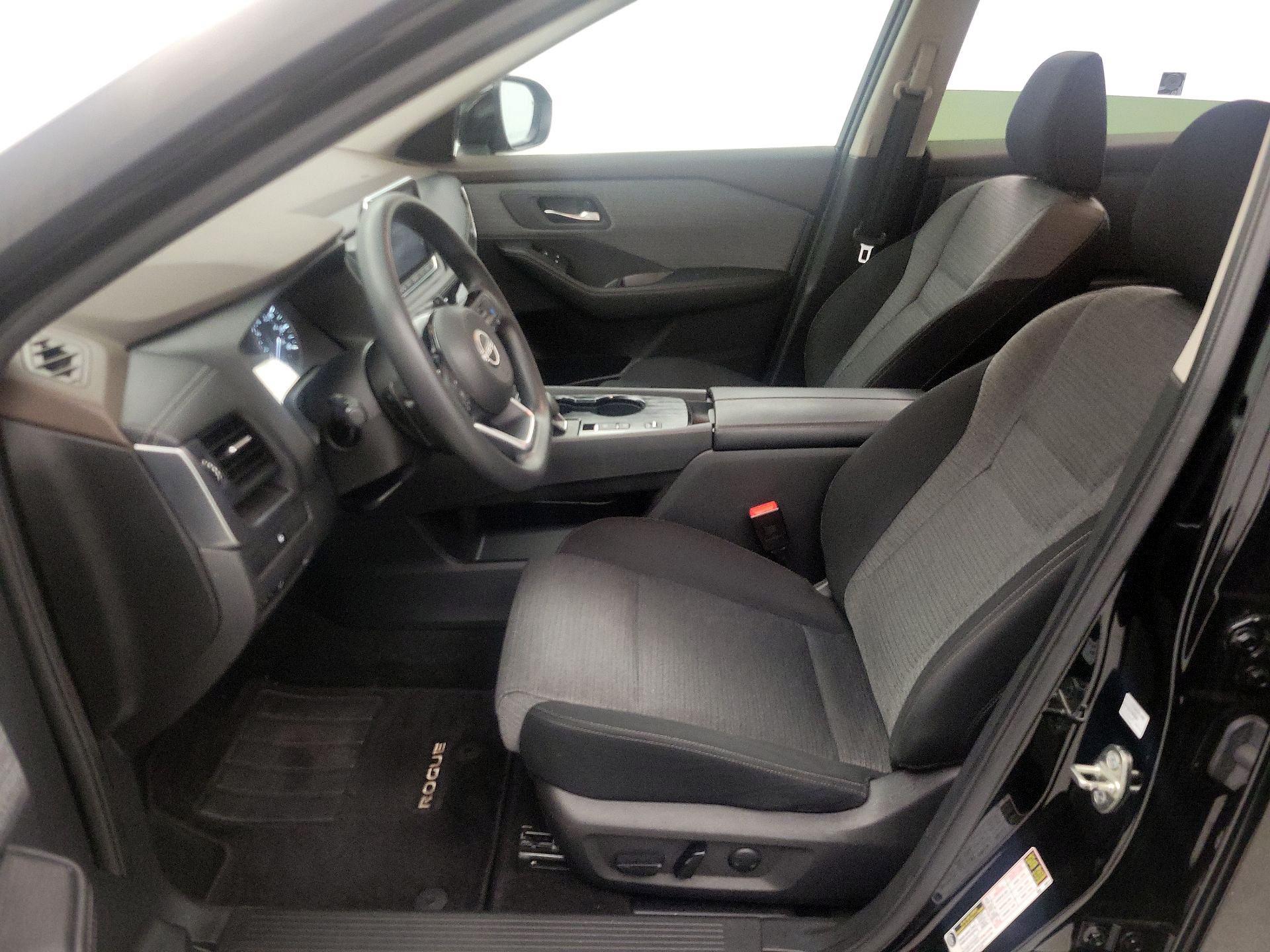 Thumbnail: 2023 Nissan Rogue - 11