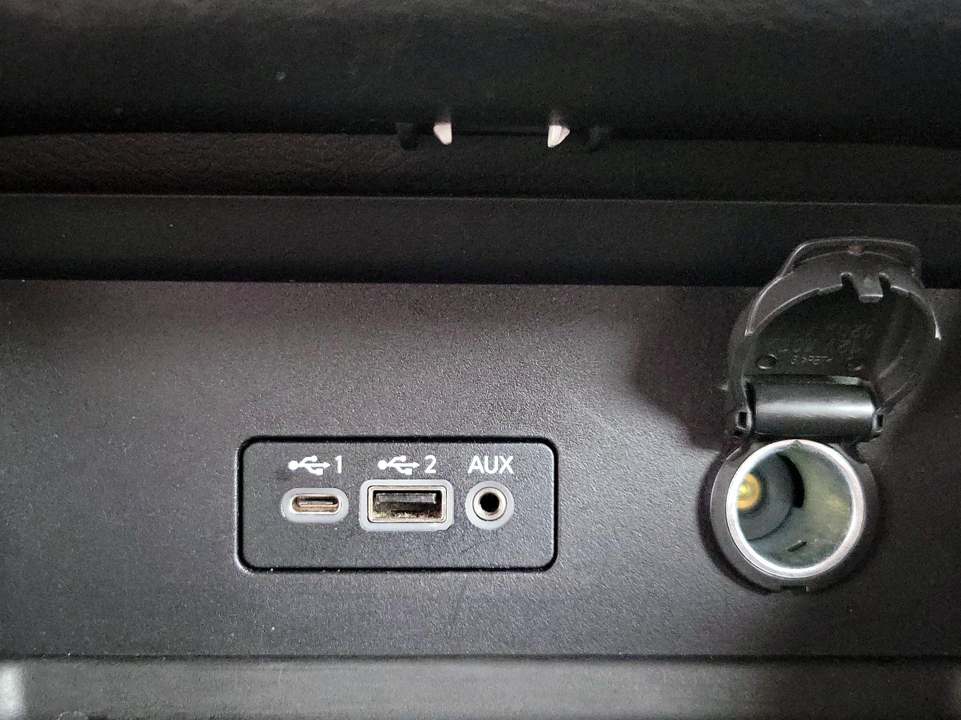 Thumbnail: 2023 Nissan Sentra - 18