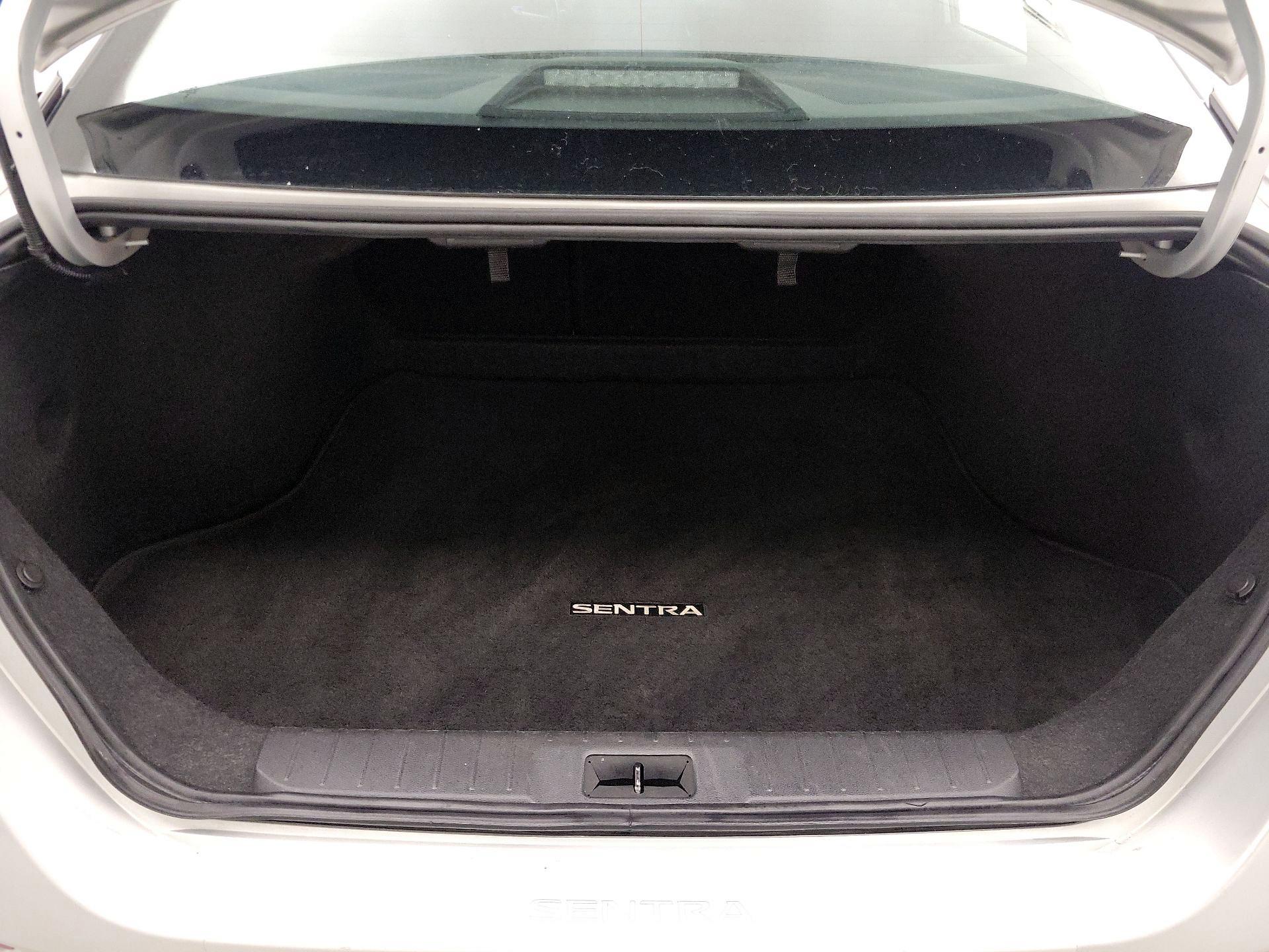 Thumbnail: 2023 Nissan Sentra - 20