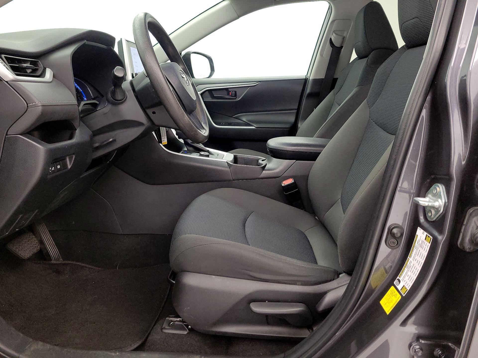 Thumbnail: 2023 Toyota RAV4 - 11