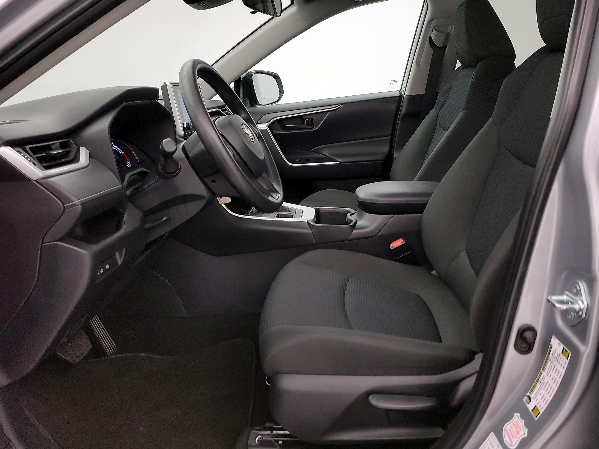 Thumbnail: 2025 Toyota RAV4 - 11