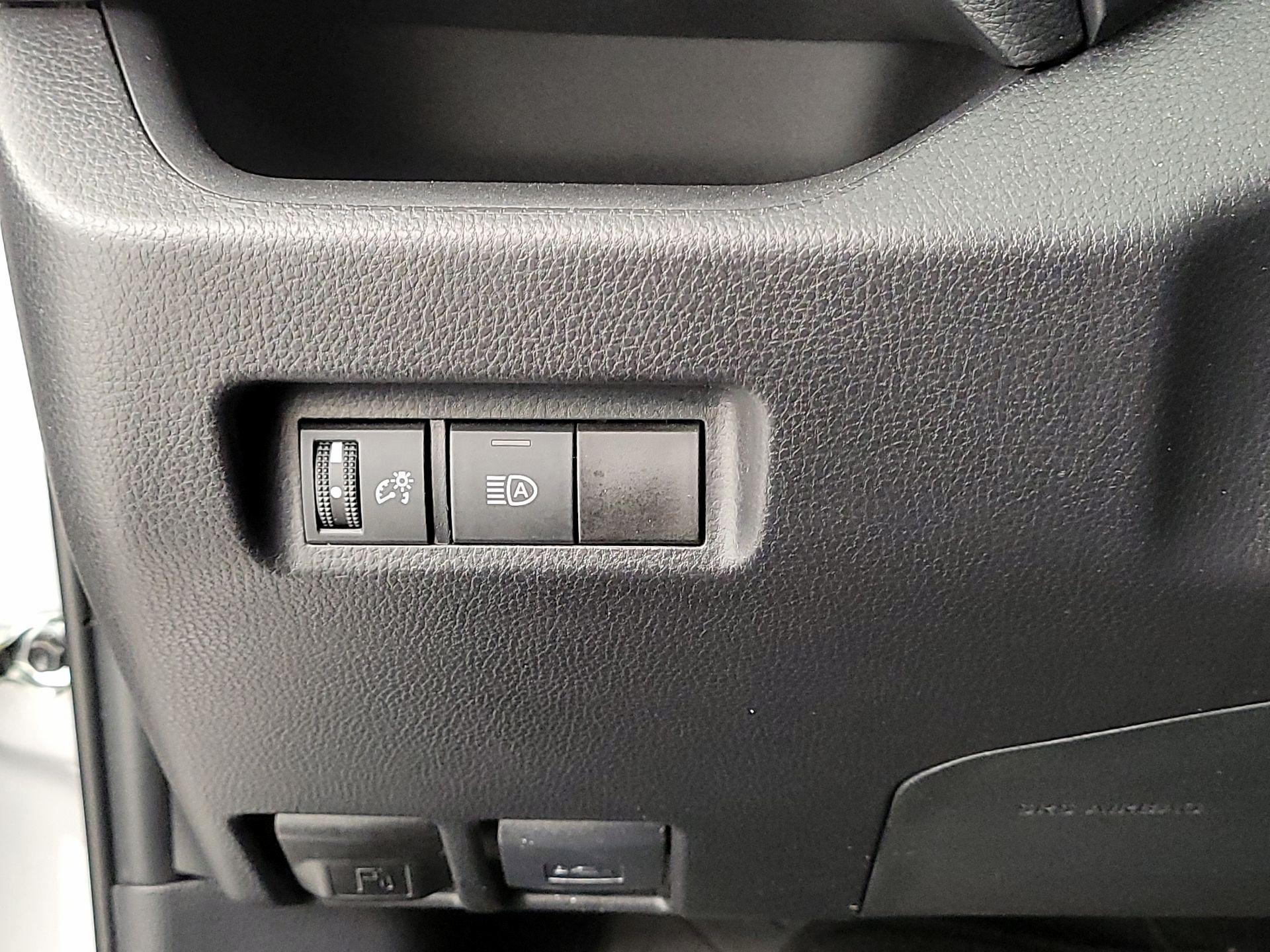 Thumbnail: 2025 Toyota RAV4 - 13