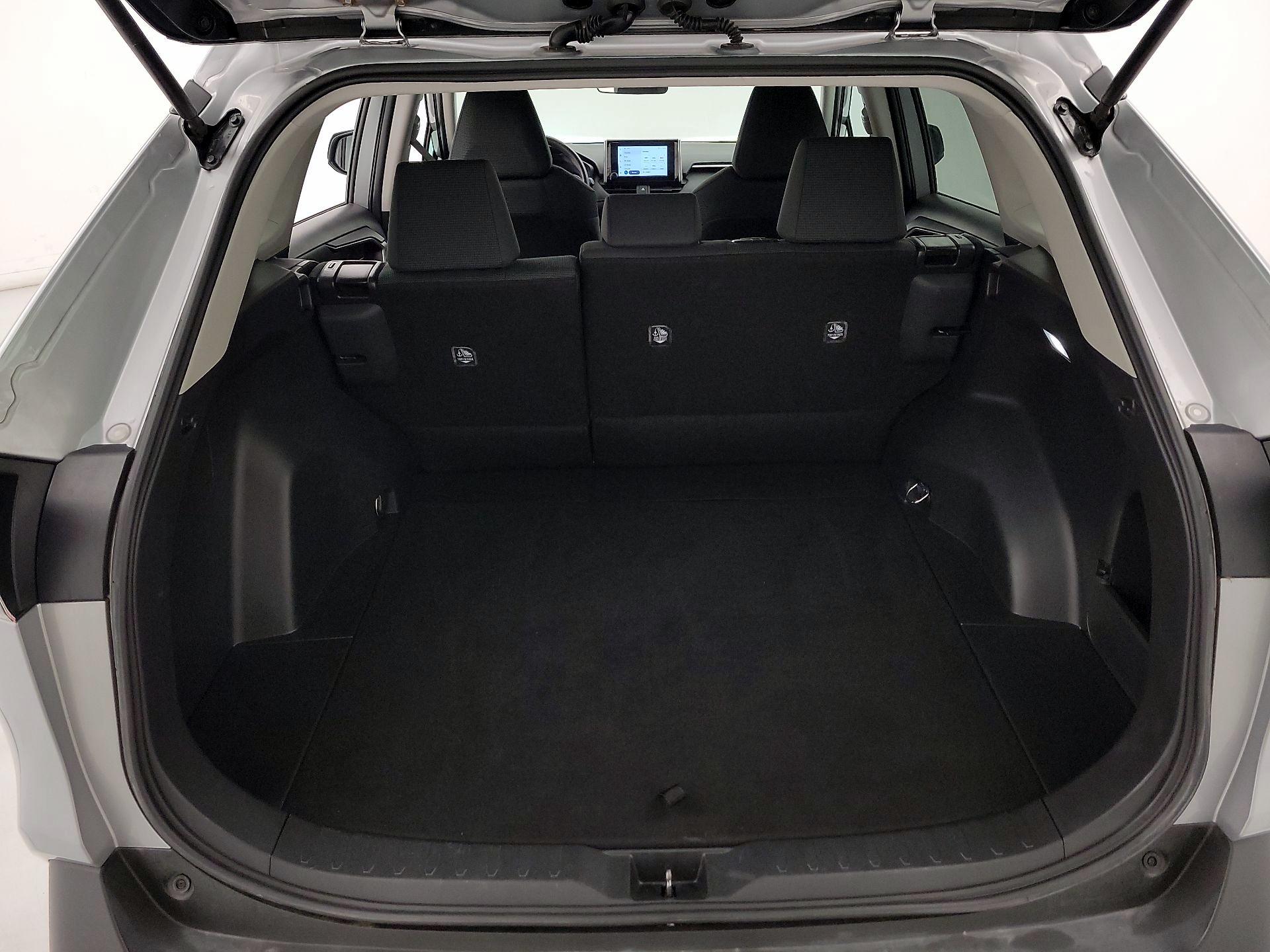 Thumbnail: 2025 Toyota RAV4 - 20