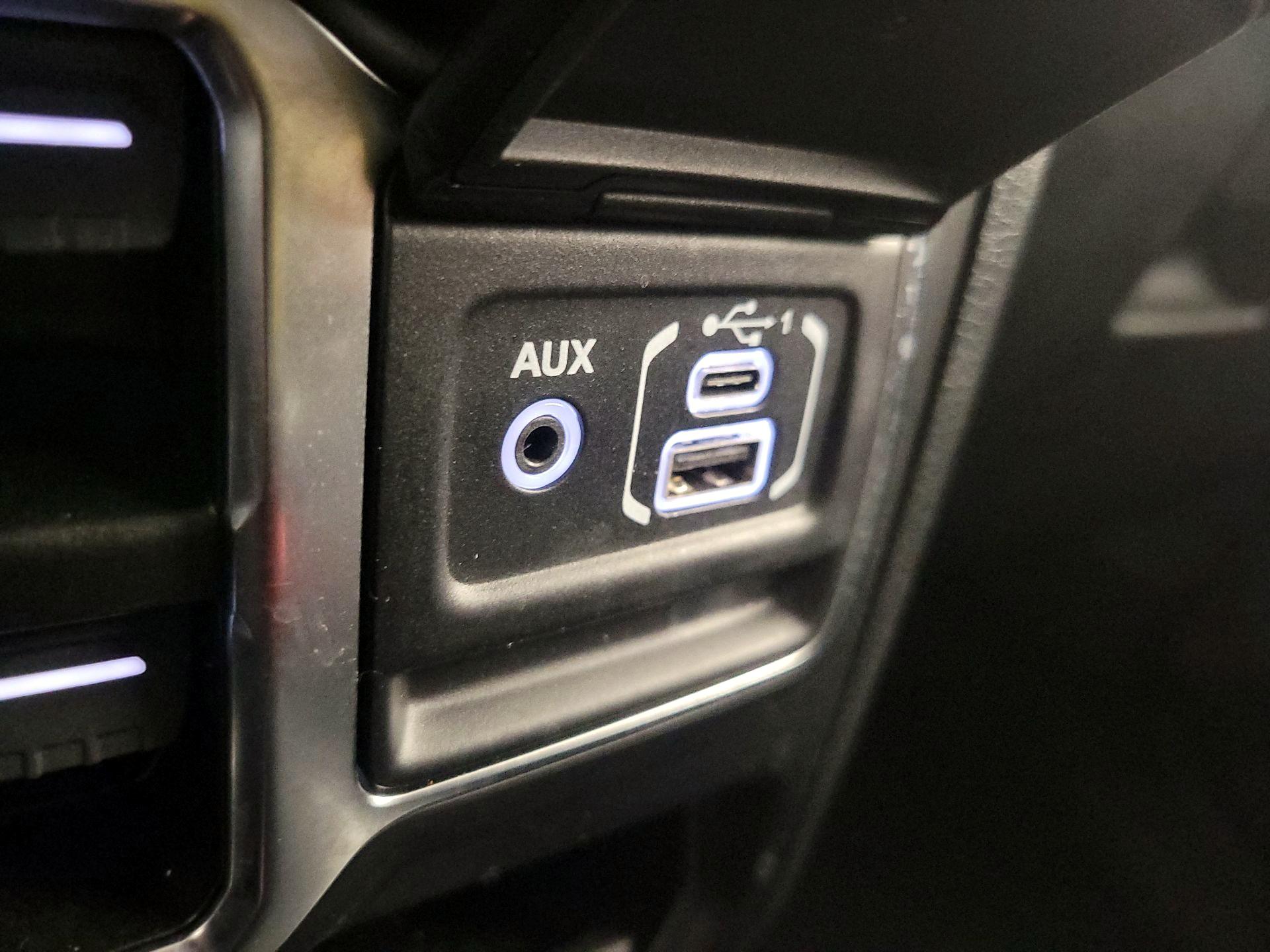 Thumbnail: 2024 Jeep Wrangler - 18