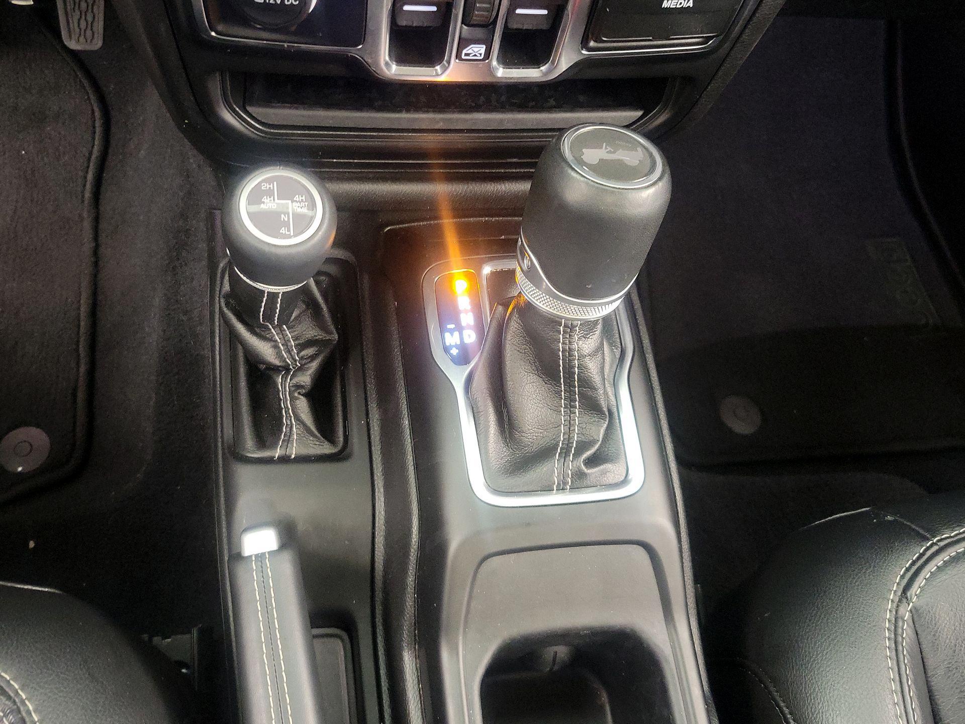 Thumbnail: 2023 Jeep Wrangler - 18