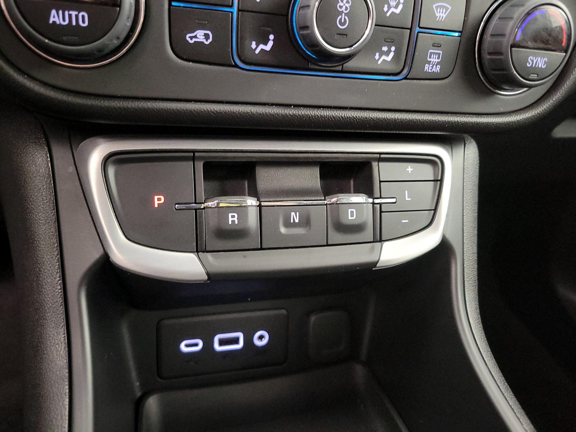 Thumbnail: 2023 GMC Terrain - 17