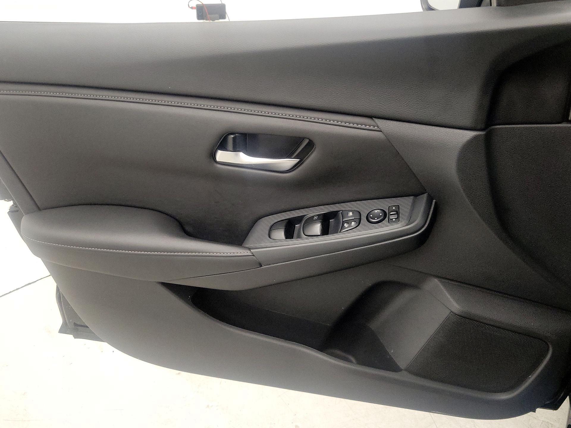 Thumbnail: 2025 Nissan Sentra - 12