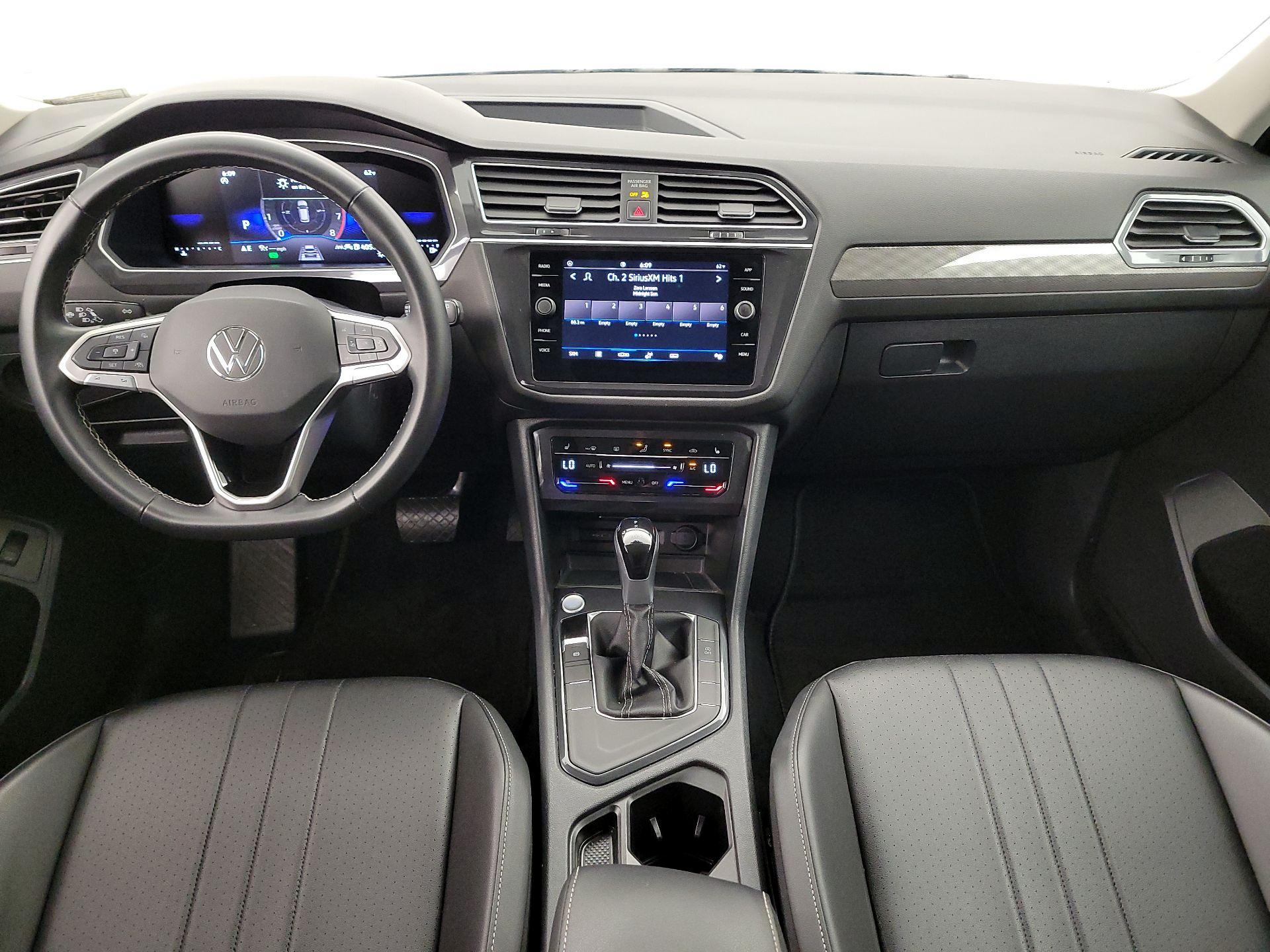 Thumbnail: 2024 Volkswagen Tiguan - 9