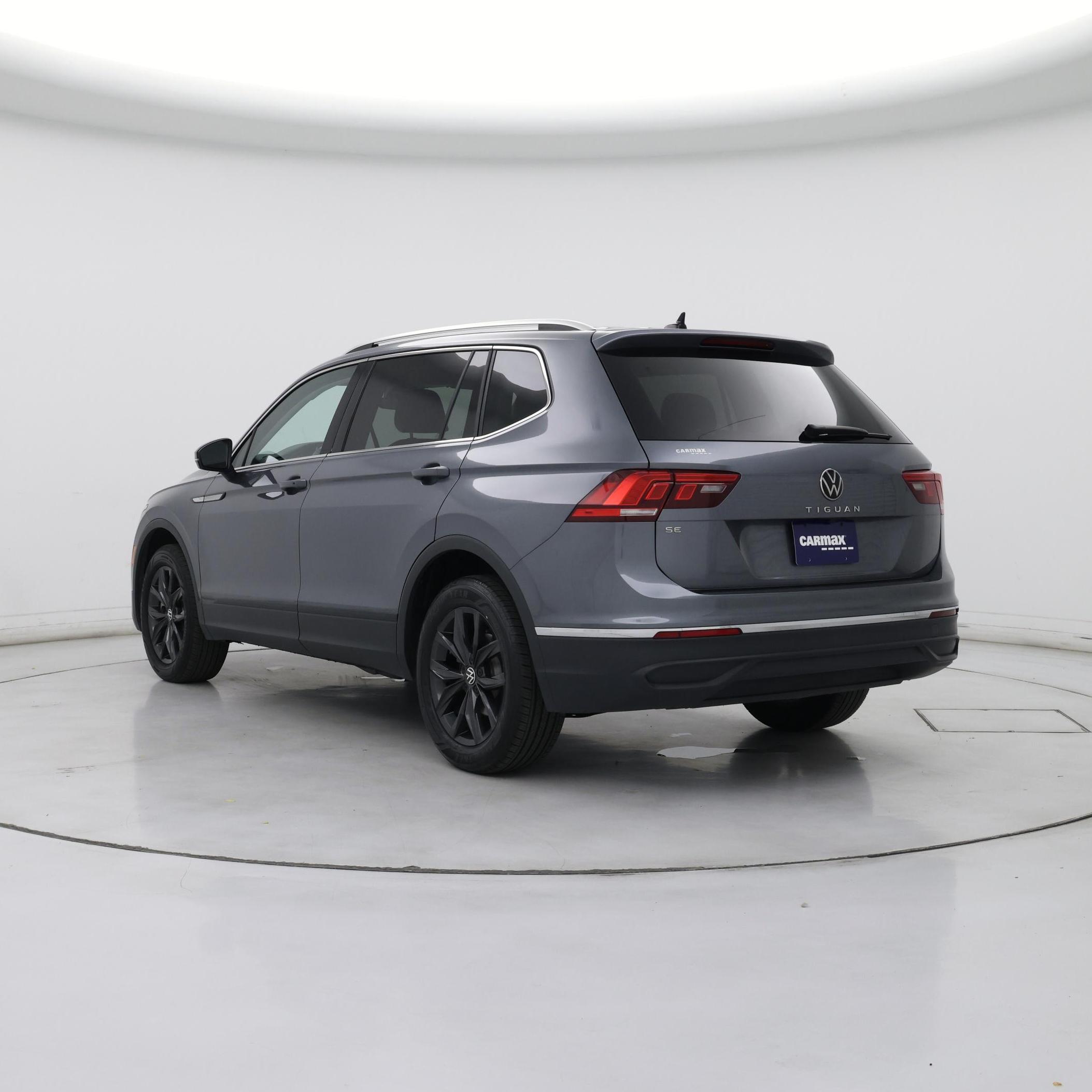 Thumbnail: 2024 Volkswagen Tiguan - 2