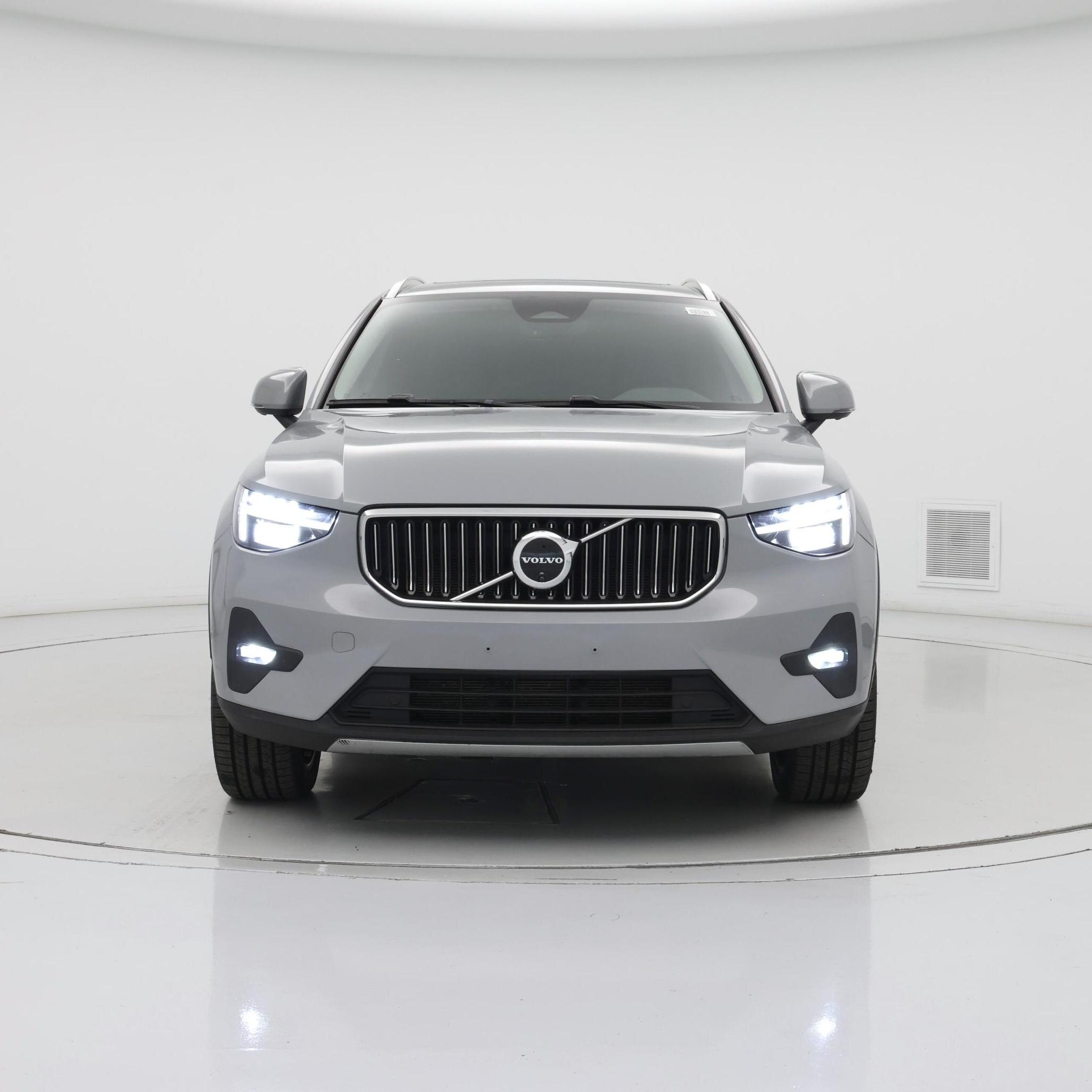 Thumbnail: 2024 Volvo XC40 - 5