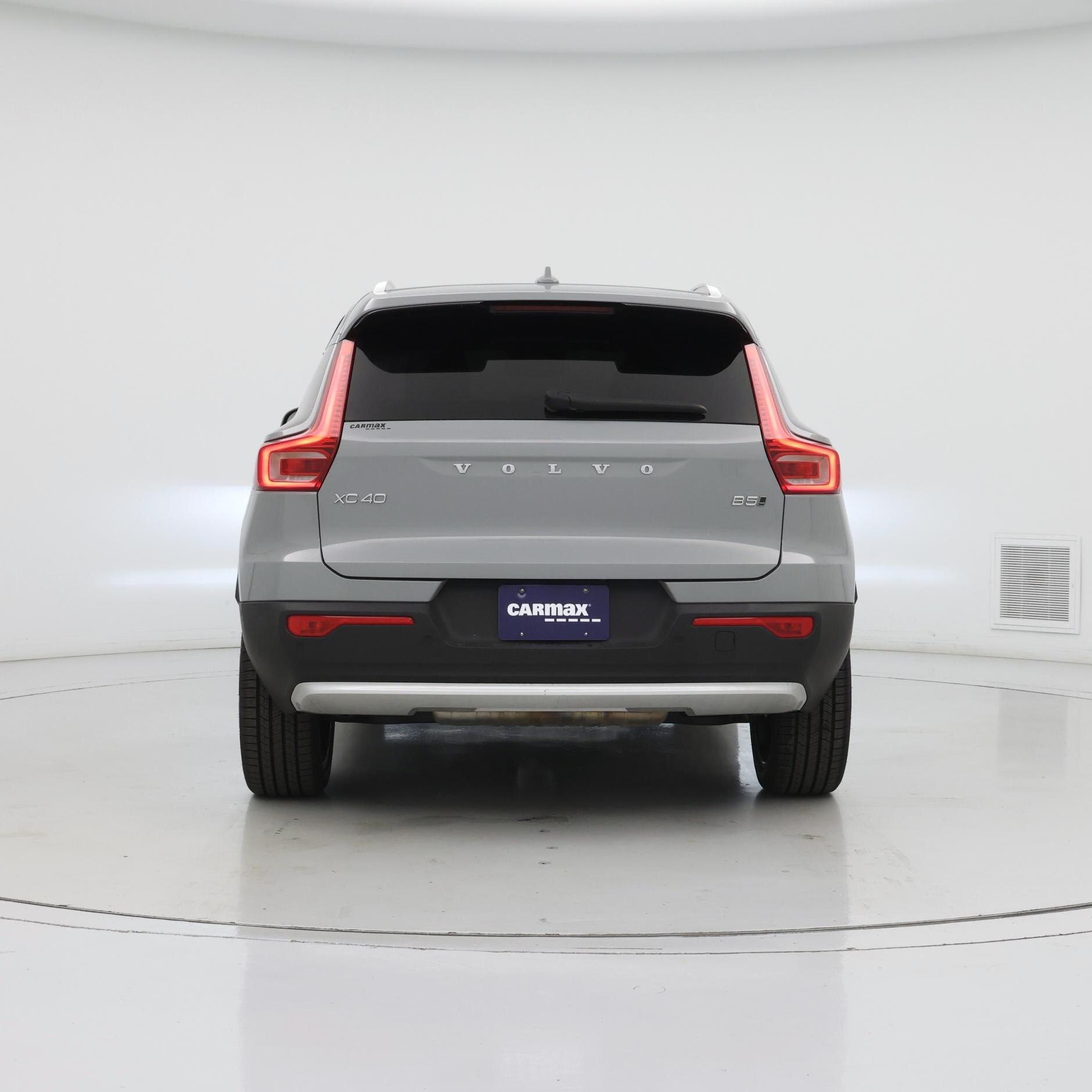 Thumbnail: 2024 Volvo XC40 - 6
