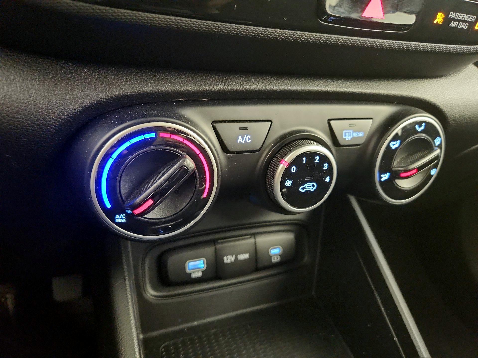 Thumbnail: 2025 Hyundai Venue - 16