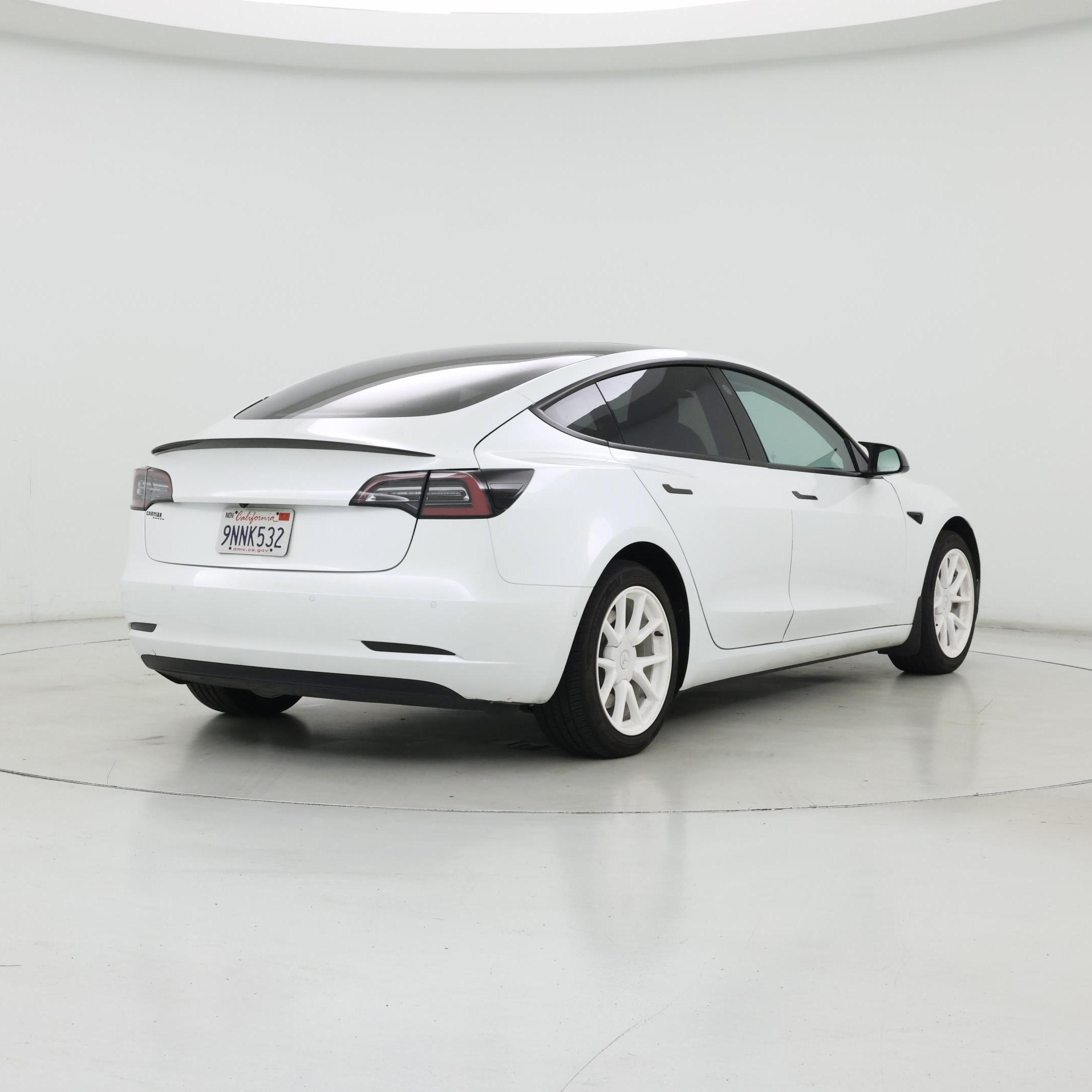 Thumbnail: 2022 Tesla Model 3 - 8