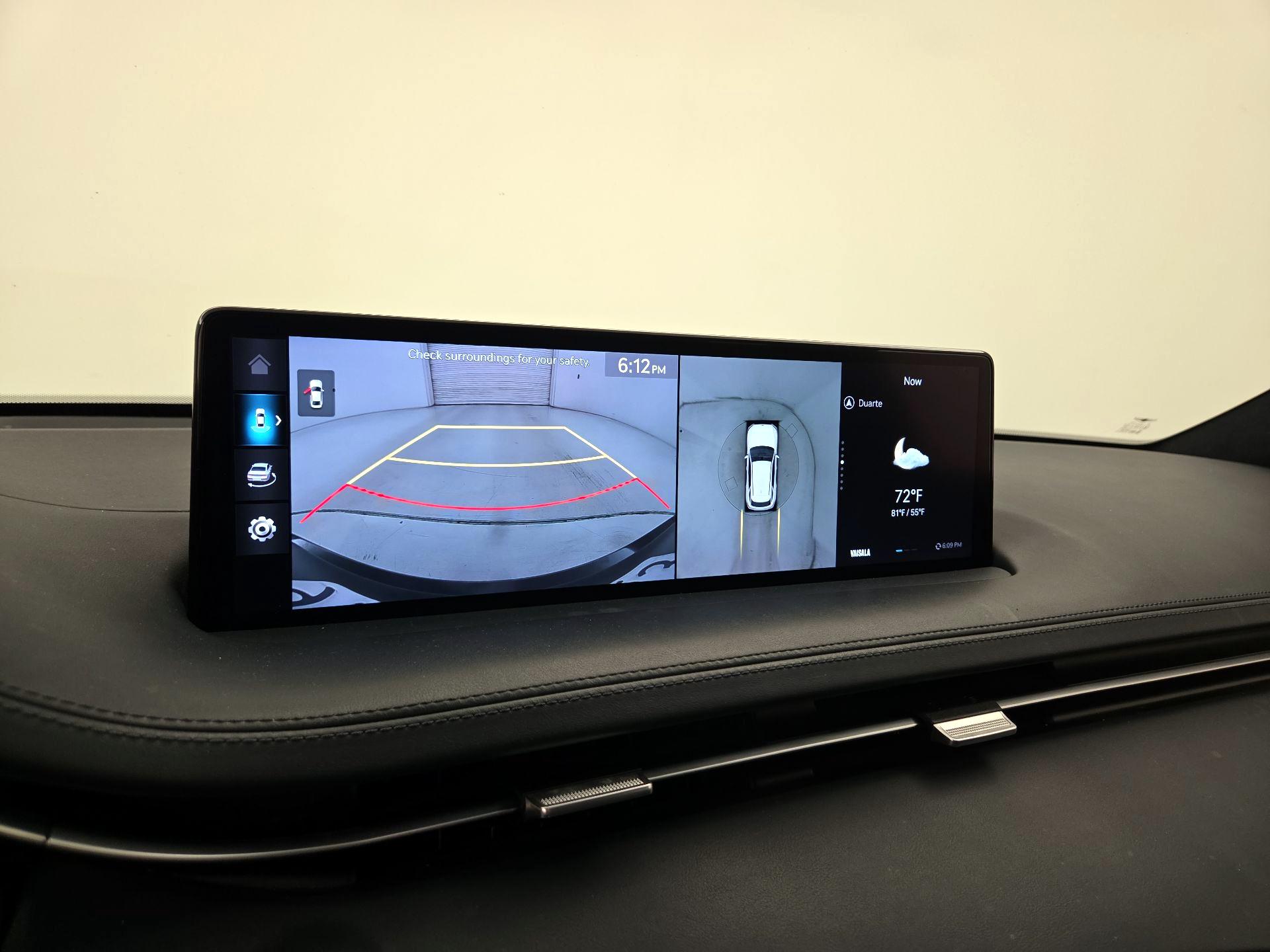 Thumbnail: 2023 Genesis GV70 - 15