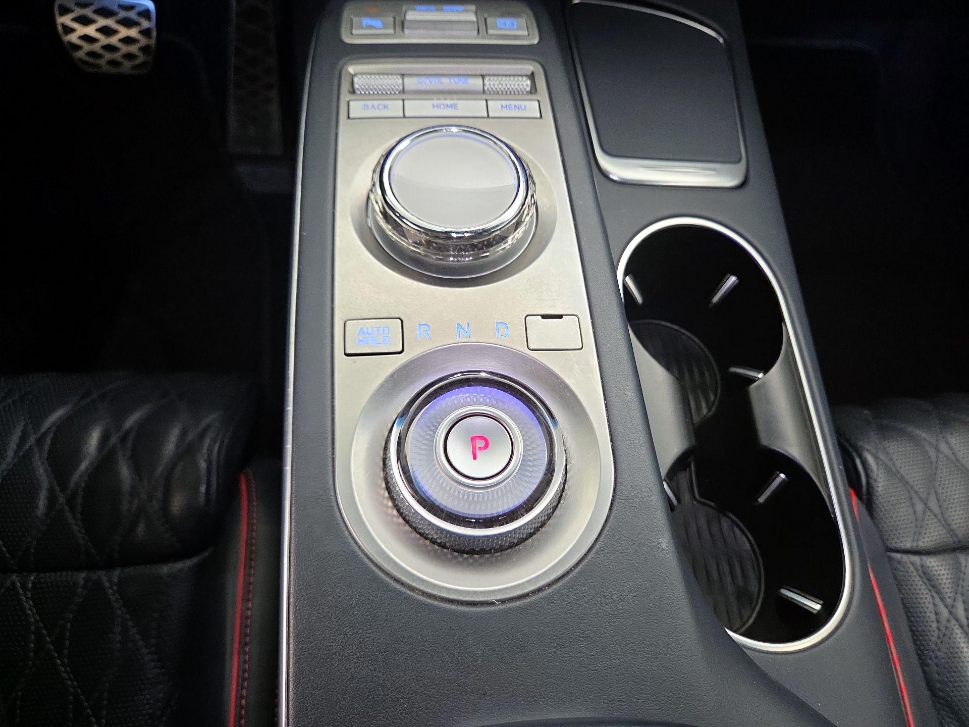 Thumbnail: 2023 Genesis GV70 - 18