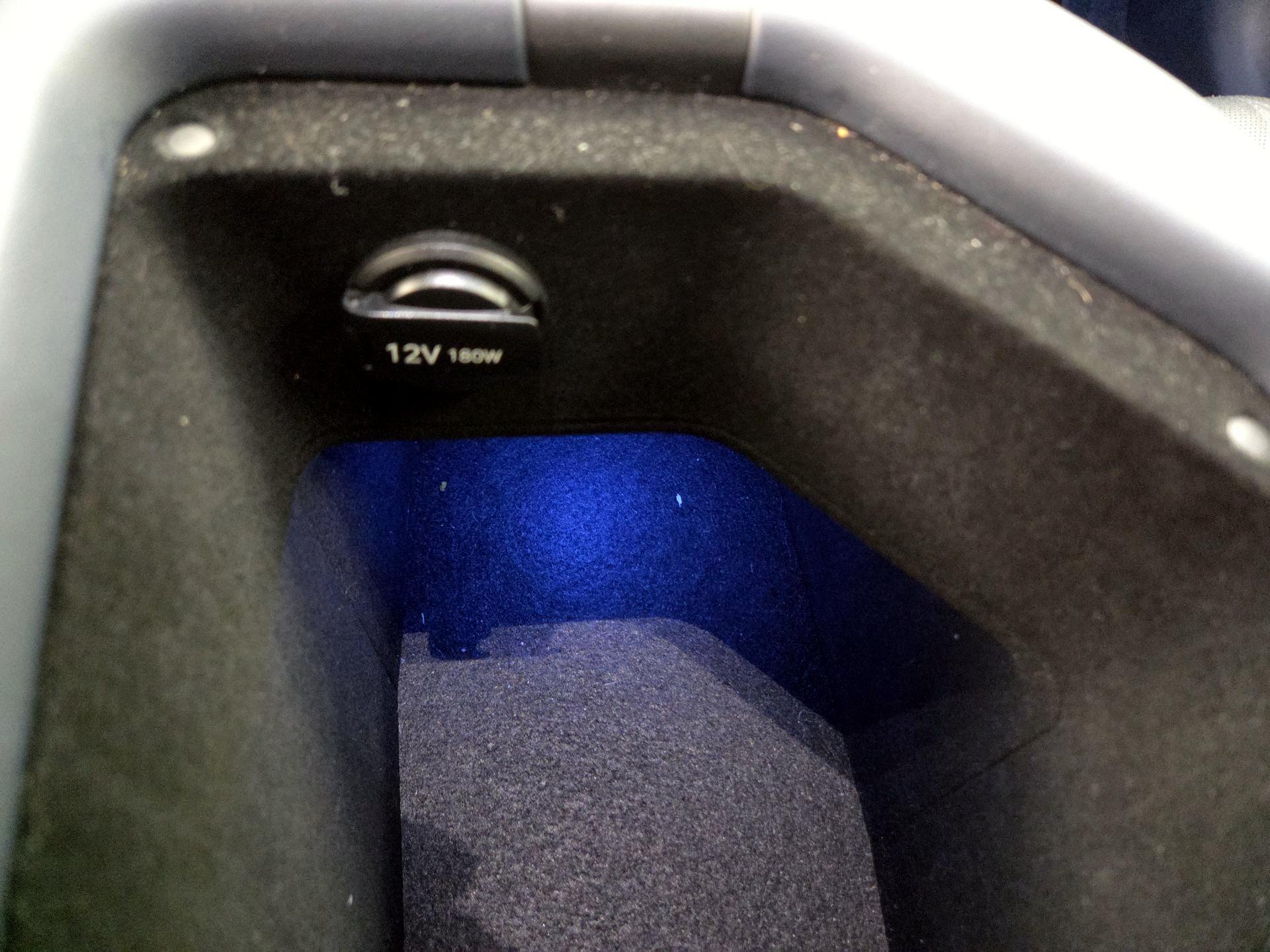 Thumbnail: 2023 Genesis GV70 - 19