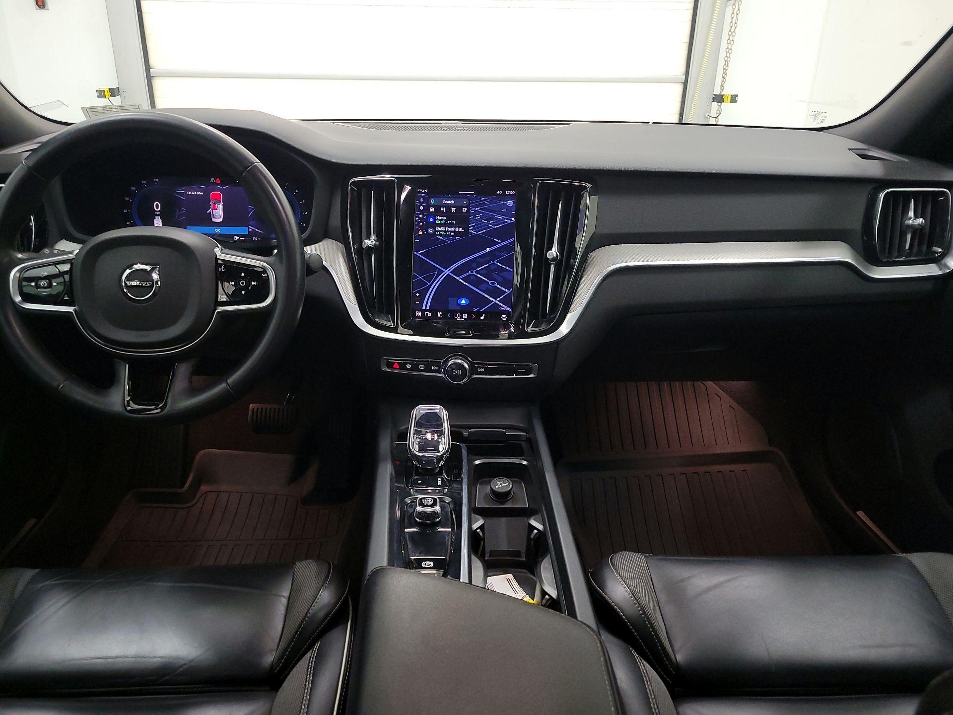 Thumbnail: 2024 Volvo S60 - 9