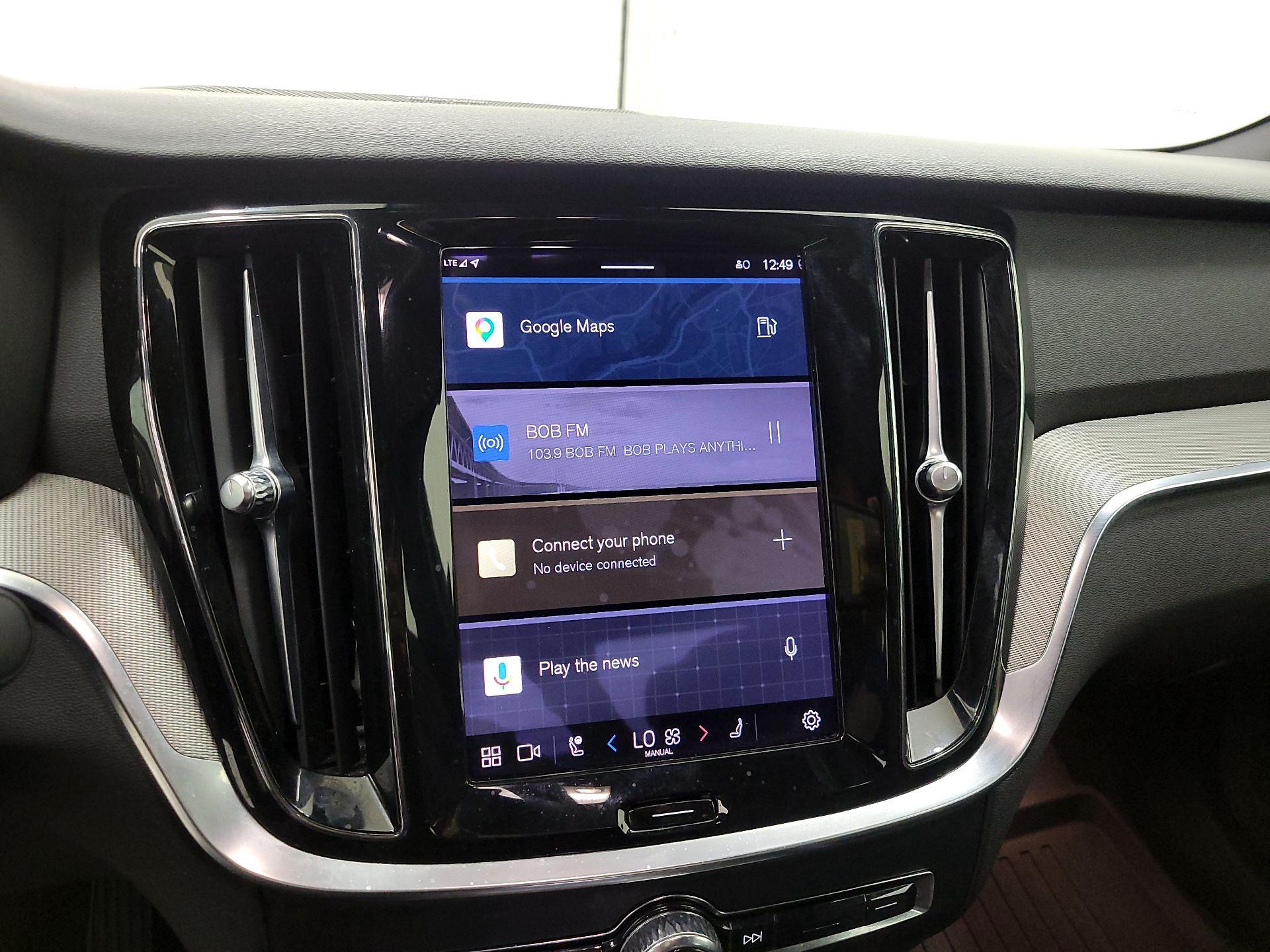 Thumbnail: 2024 Volvo S60 - 16