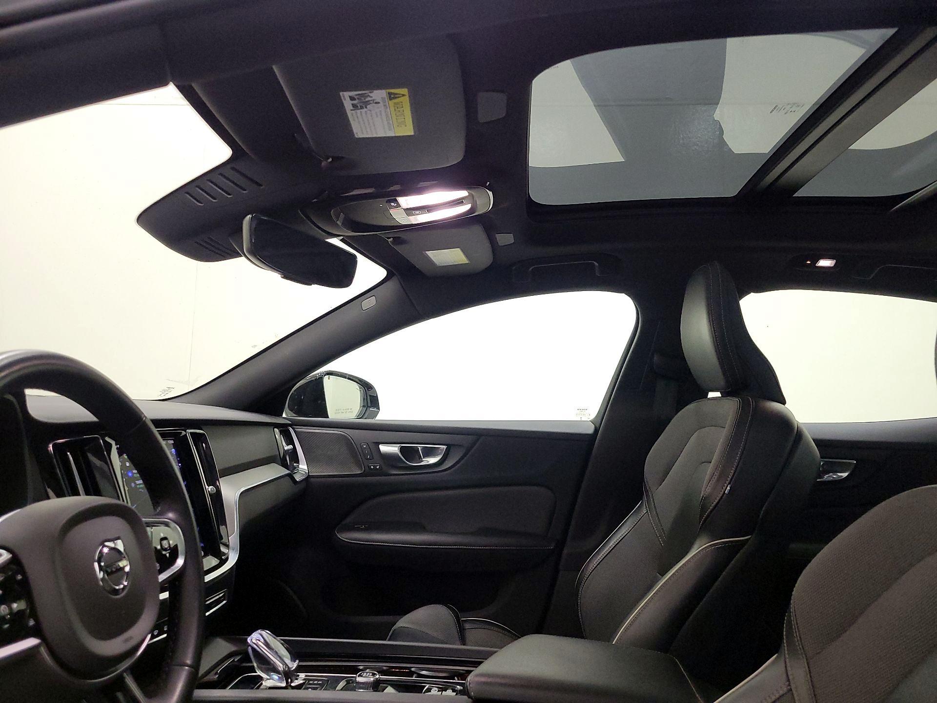 Thumbnail: 2024 Volvo S60 - 19