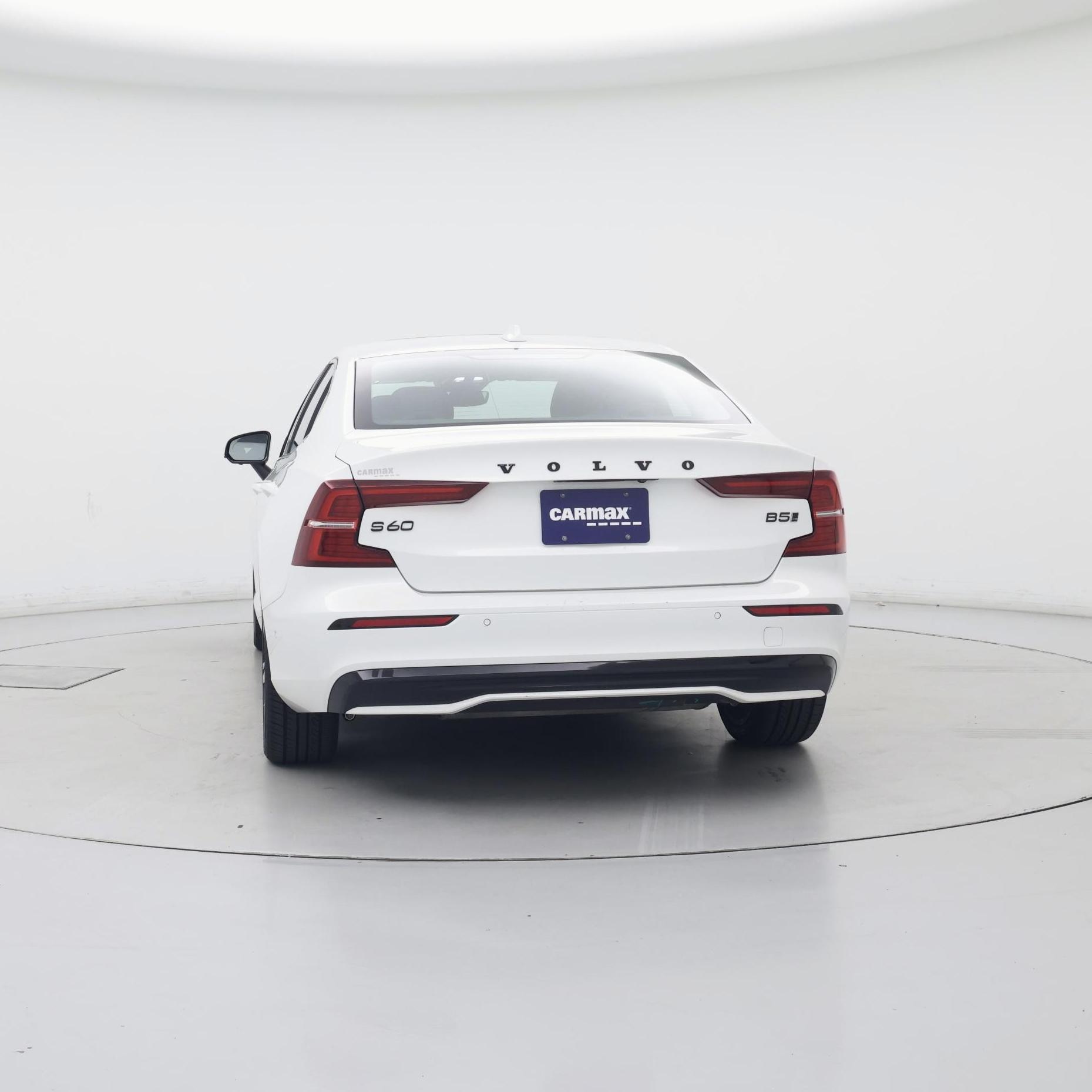 Thumbnail: 2024 Volvo S60 - 6