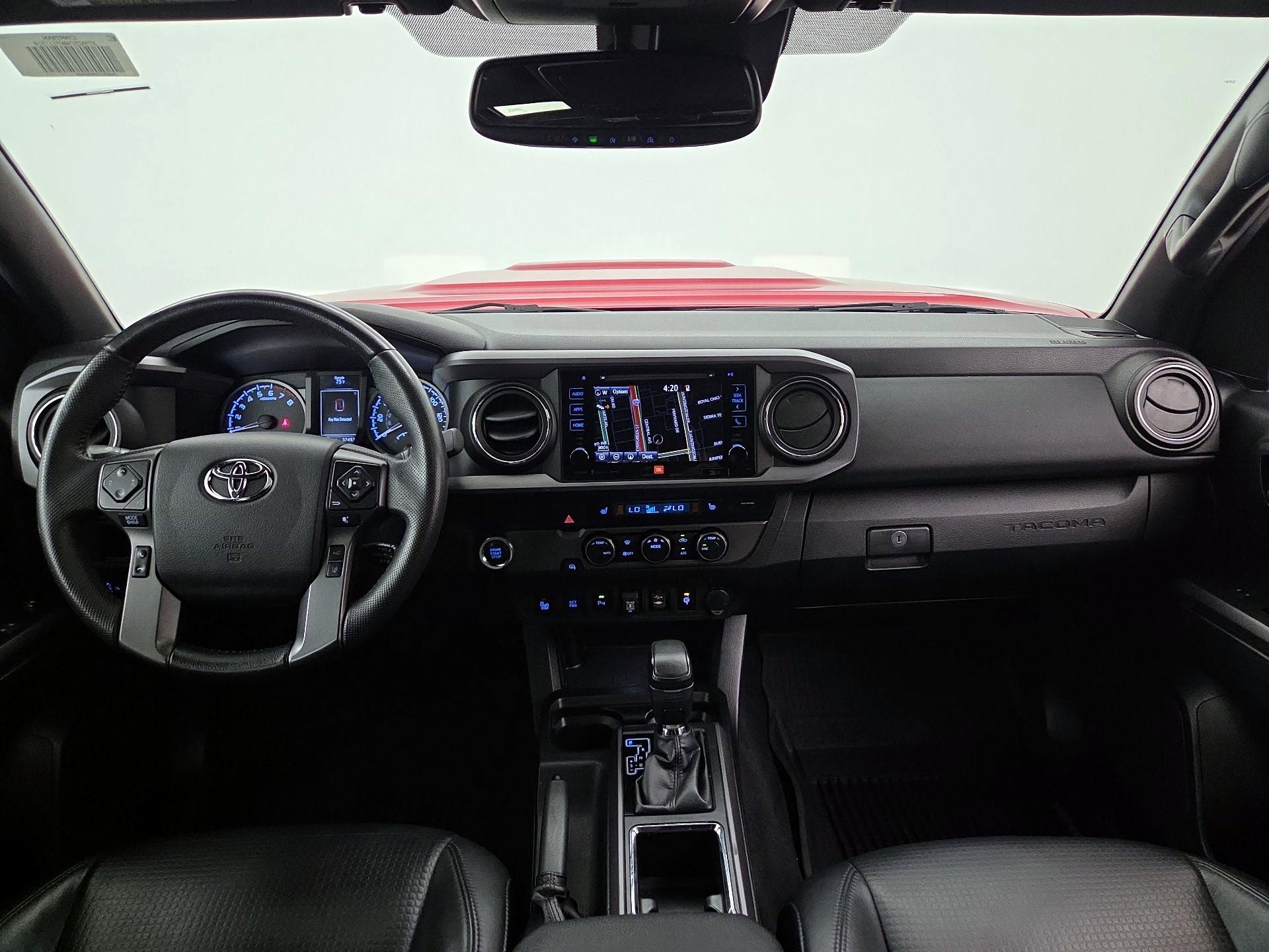 Thumbnail: 2019 Toyota Tacoma - 9