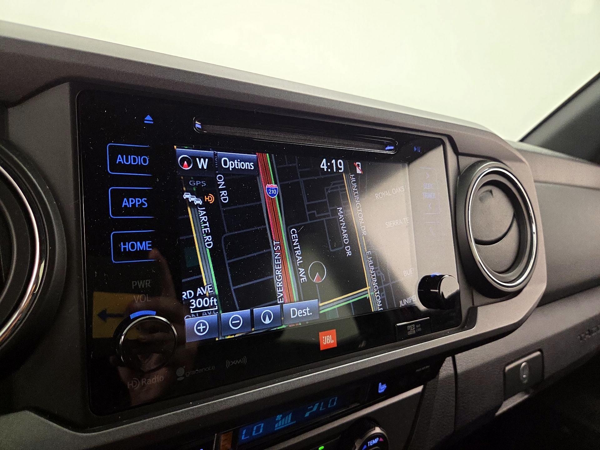 Thumbnail: 2019 Toyota Tacoma - 14