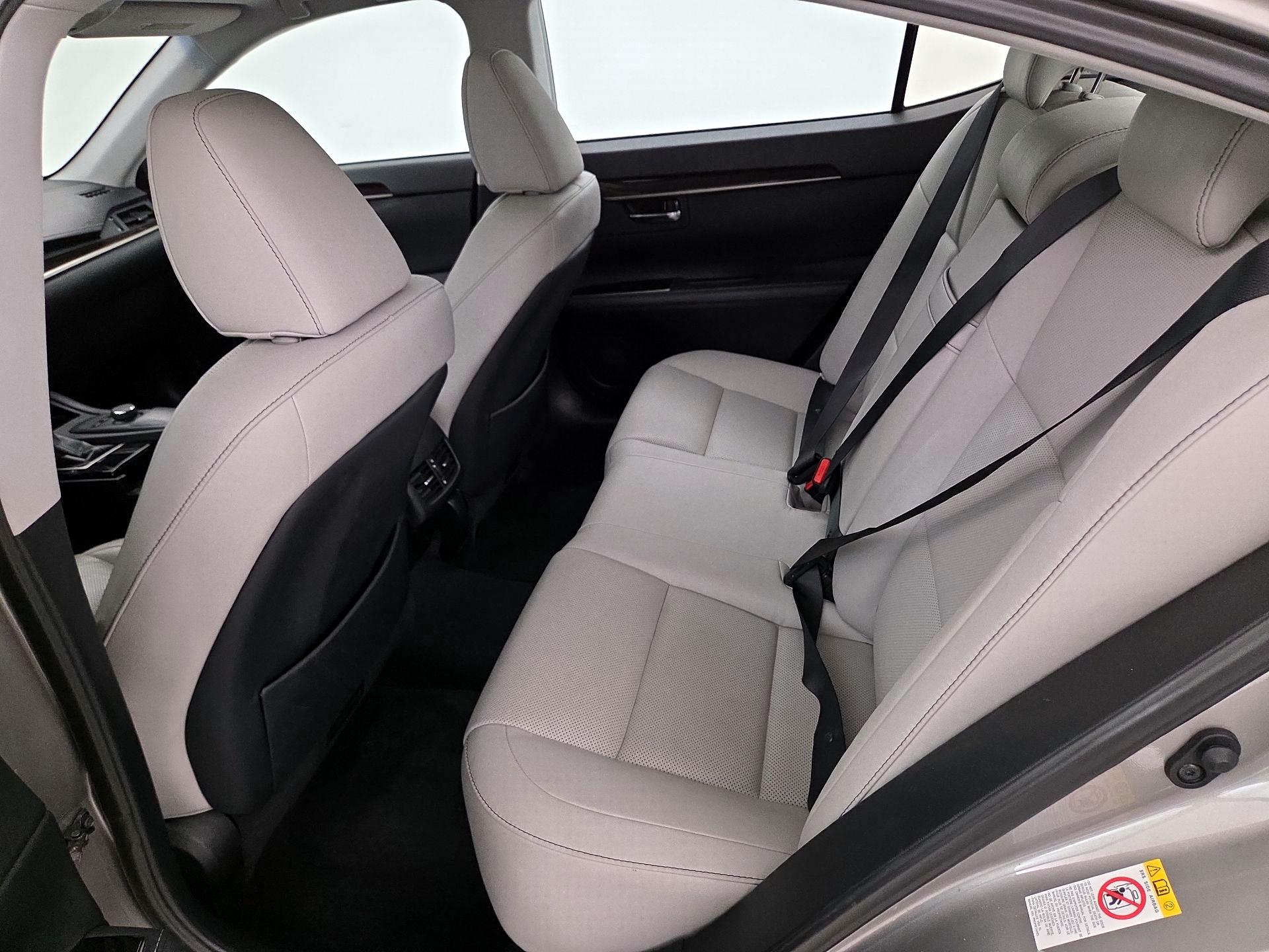 Thumbnail: 2017 Lexus ES - 20