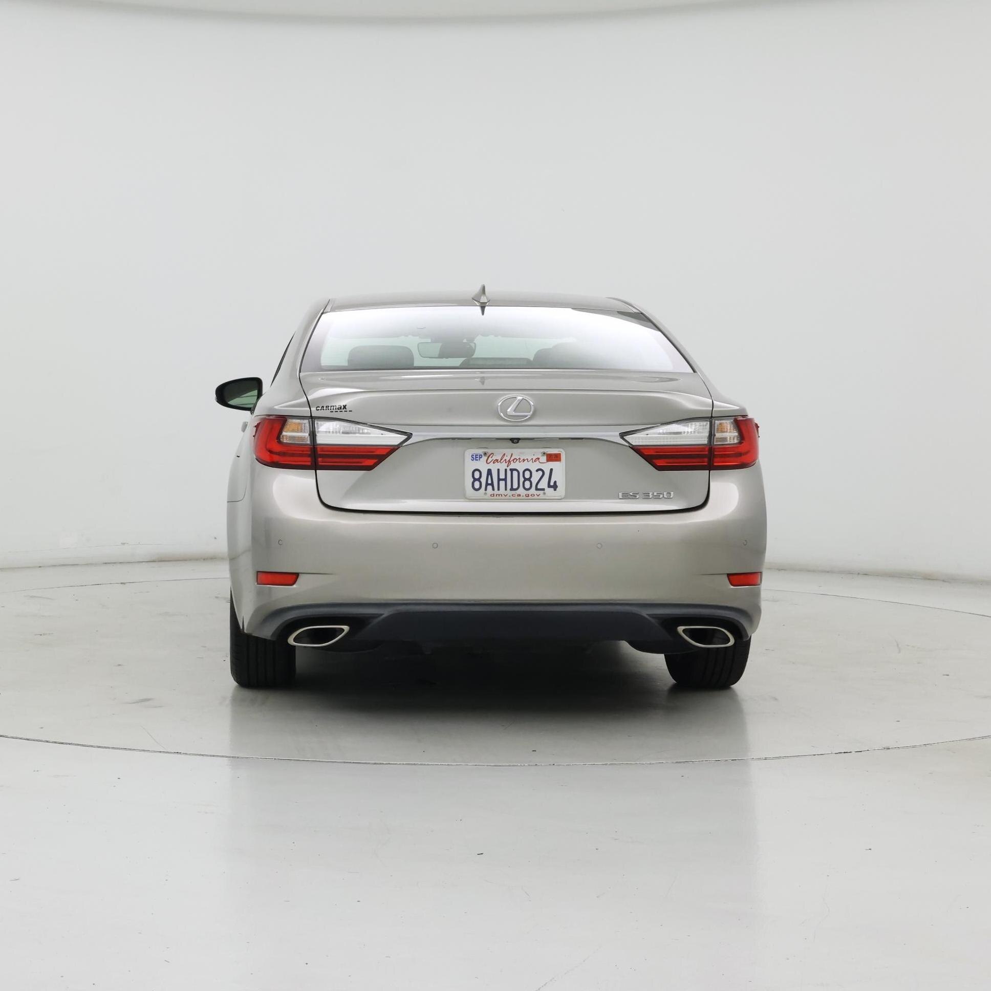 Thumbnail: 2017 Lexus ES - 6