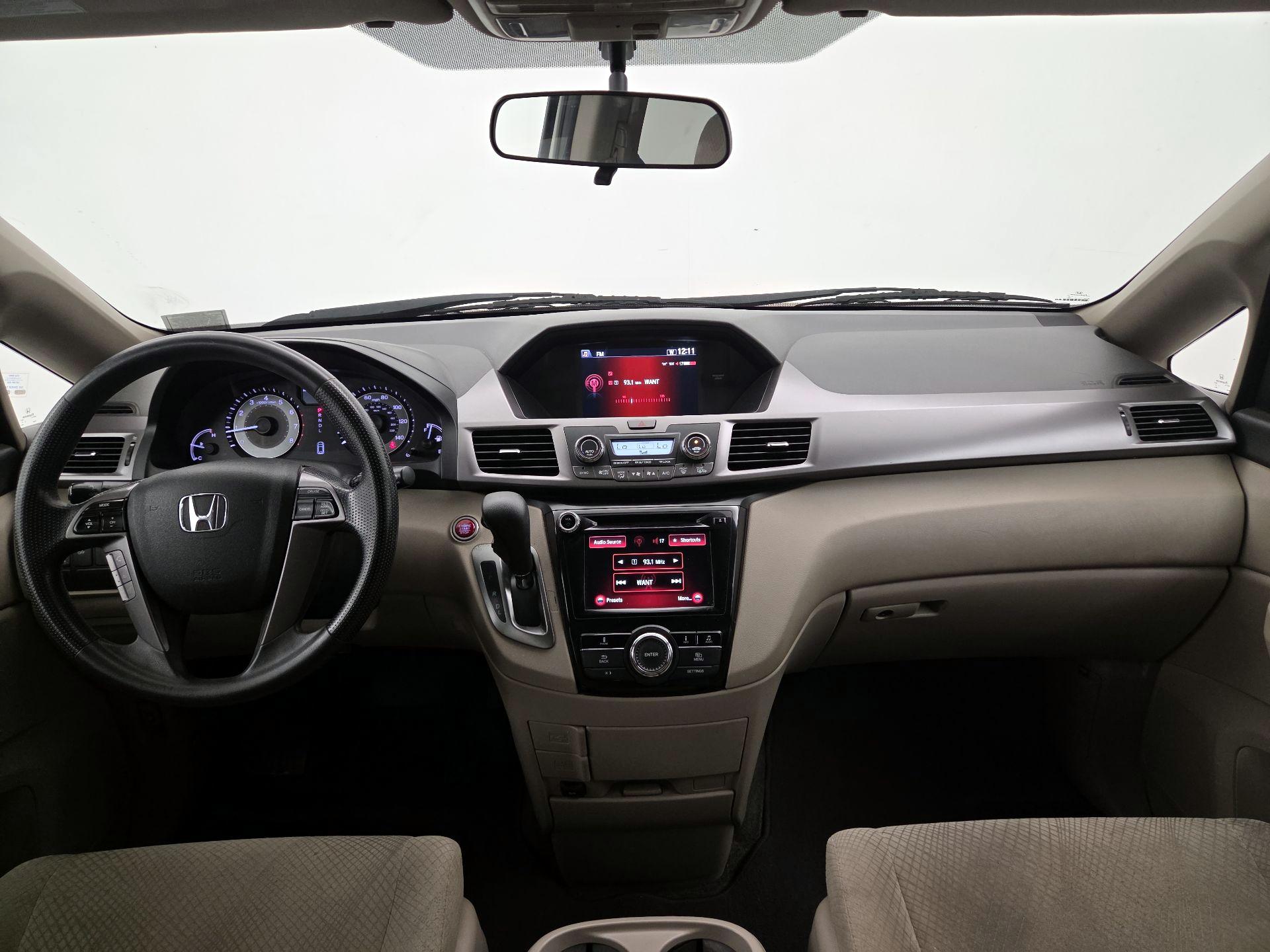 Thumbnail: 2015 Honda Odyssey - 9