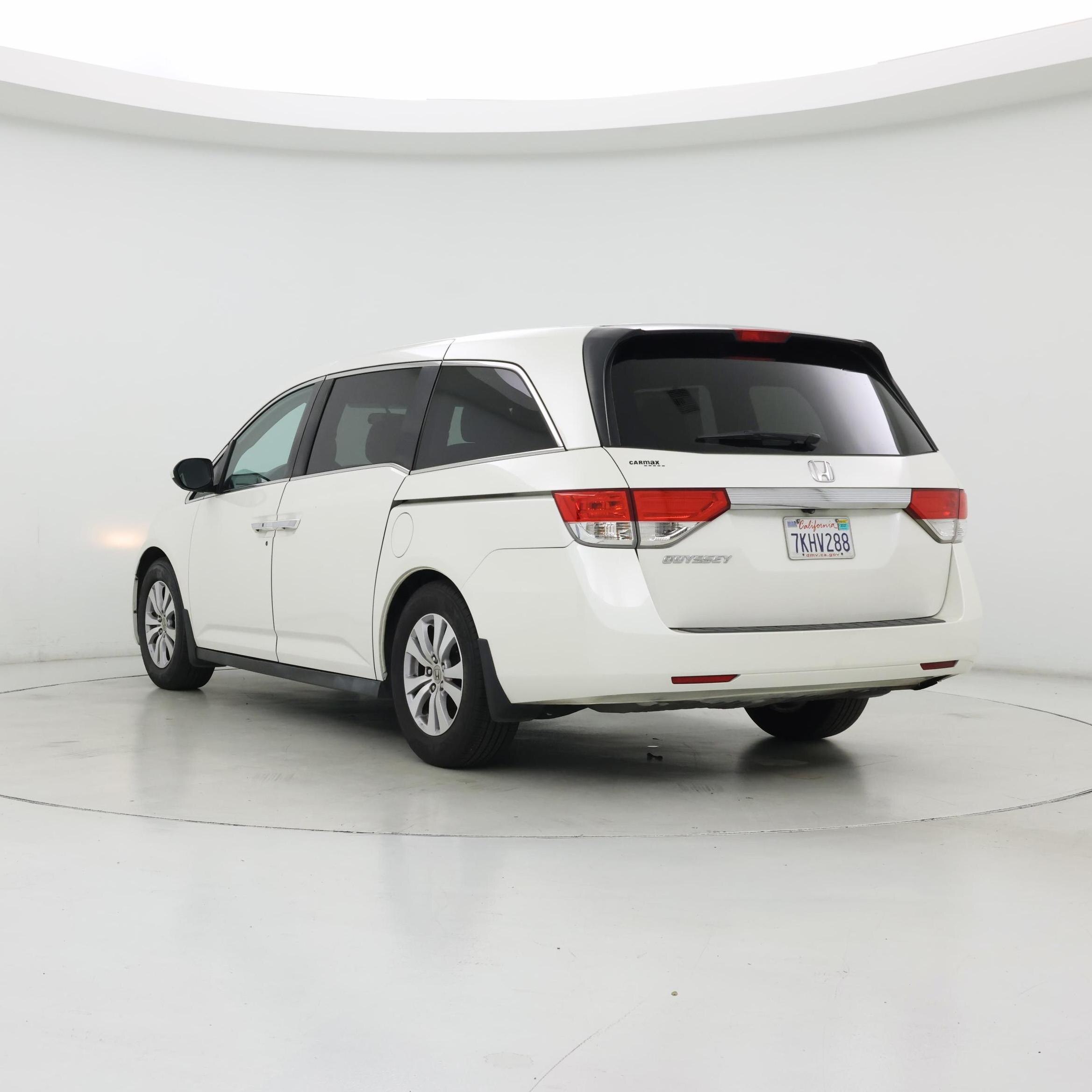 Thumbnail: 2015 Honda Odyssey - 2